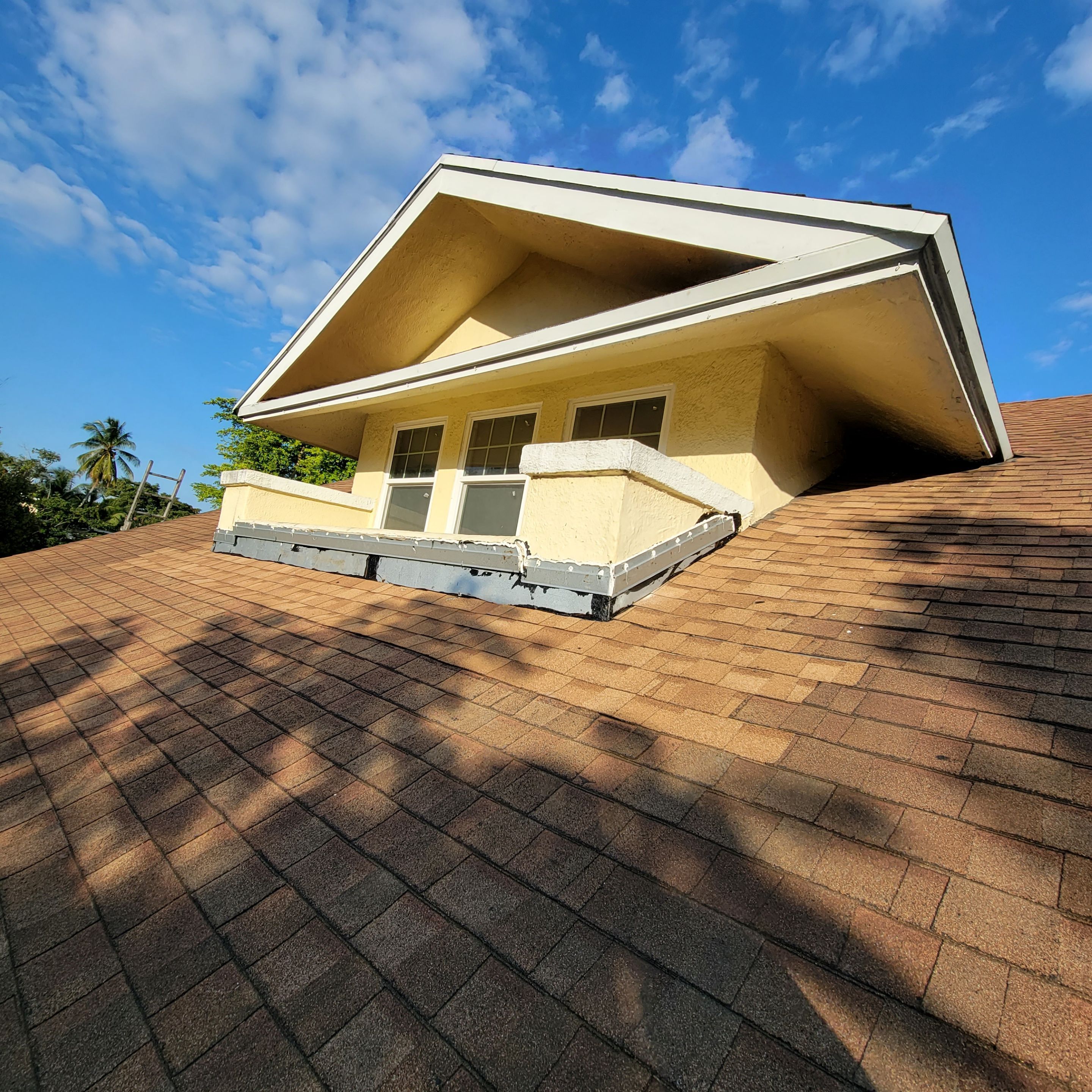 NE 5th Ave, Pompano Beach, FL by G&J Roofing 