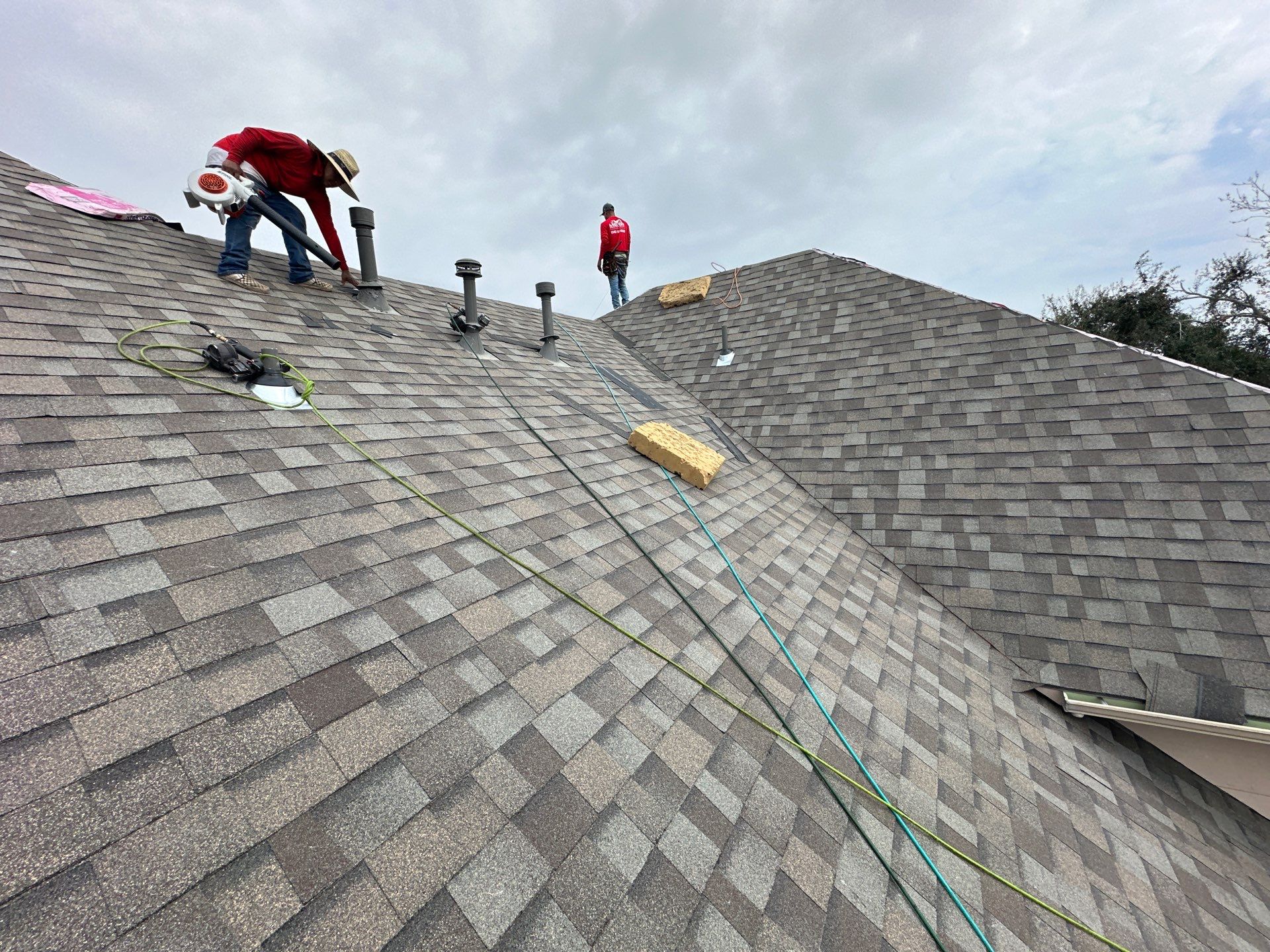 Owens Corning Duration Driftwood by Motion Roofing