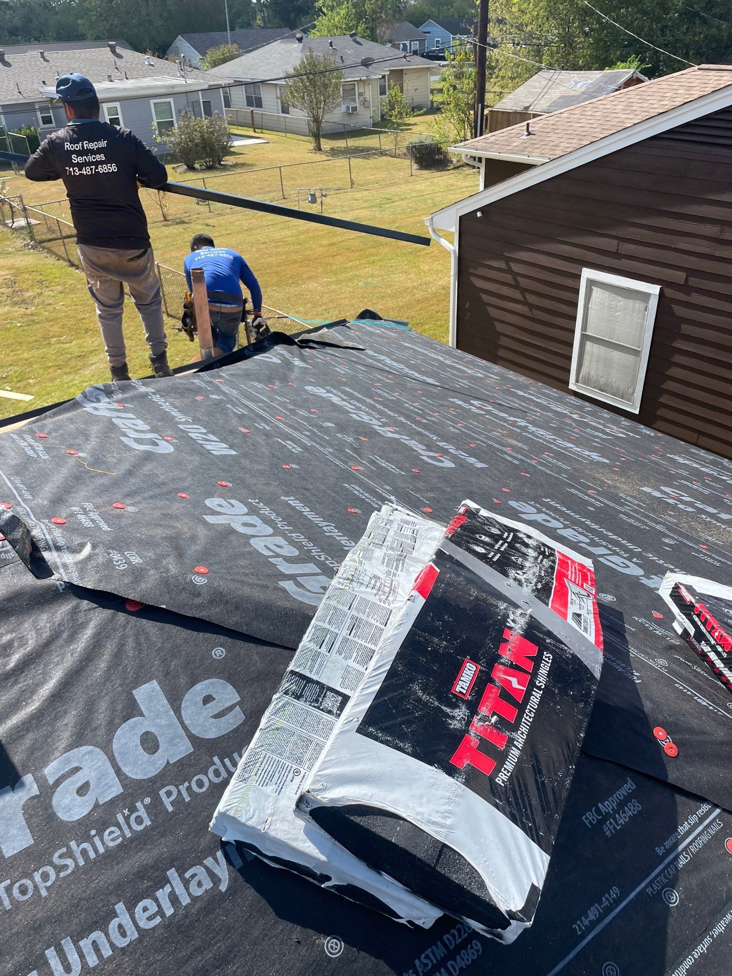 Residential Roofing Installation using Owen's Corning Duration (Lifetime) Shingles by Roof Repair Company