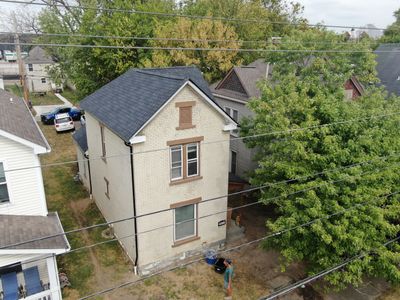 J Farrington 2nd Ave