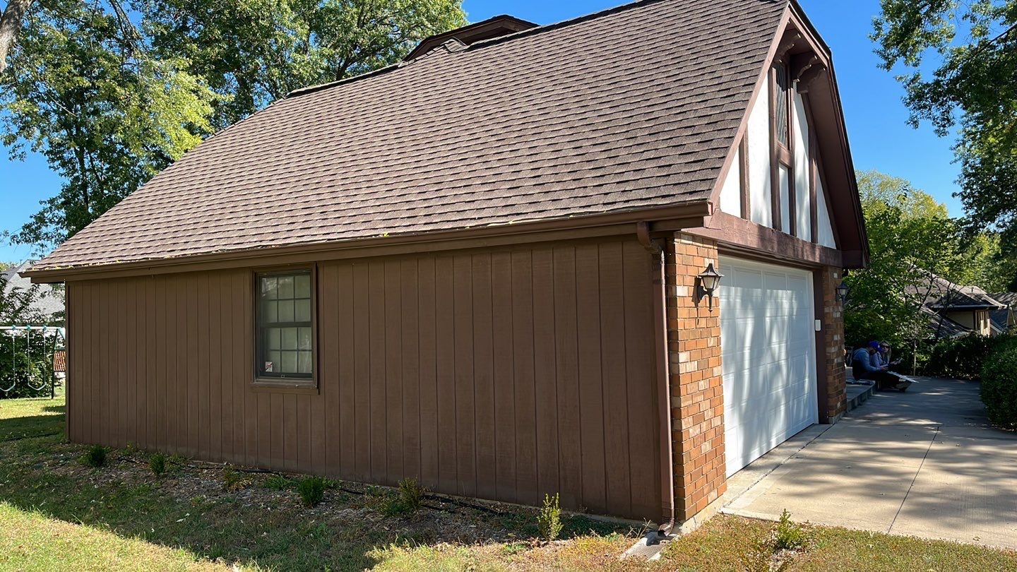Siding Installation using Spruce Exterior Portfolio Vinyl Siding by EEC Windows, Siding & Roofing
