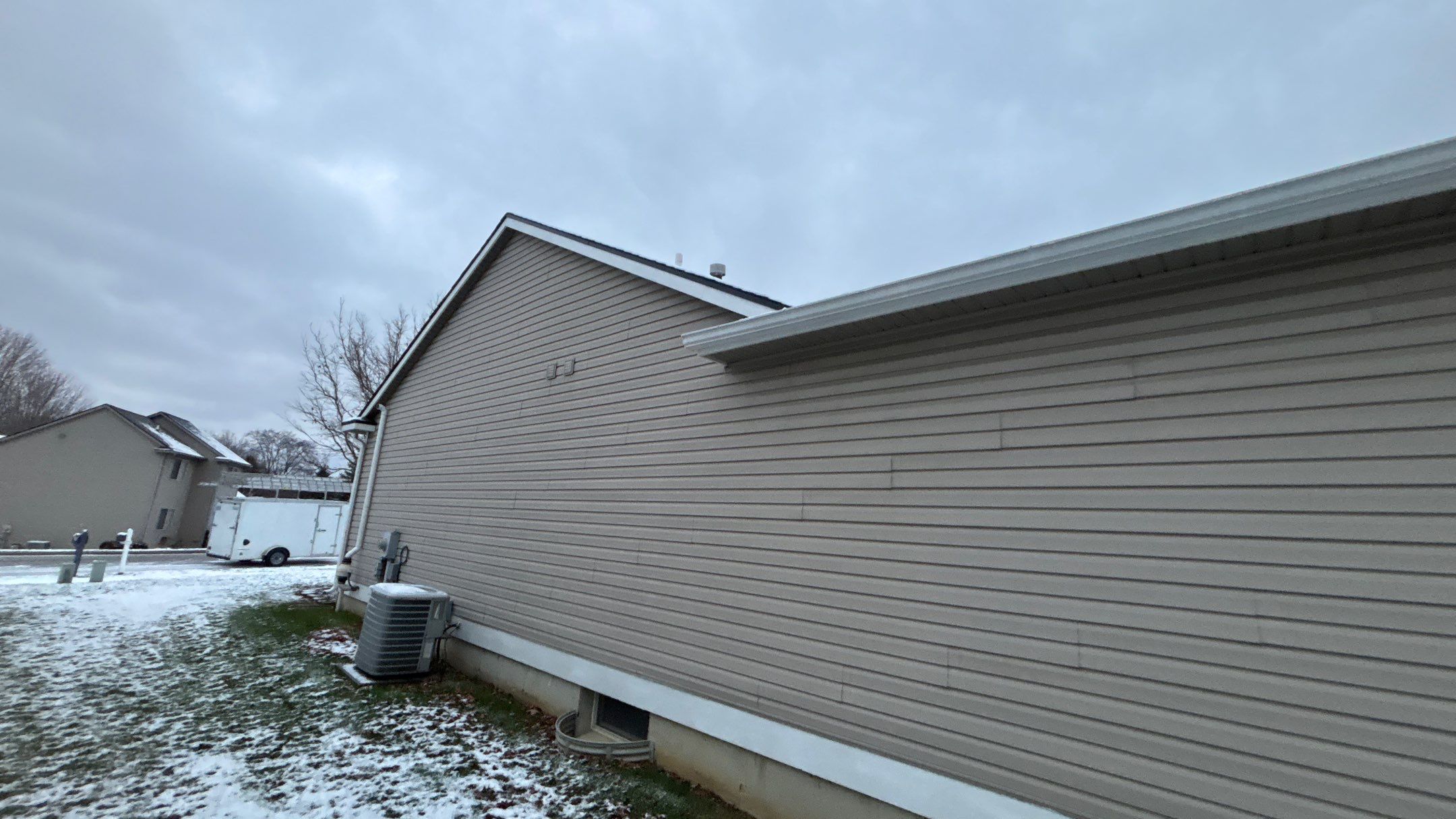 Siding Replacement using Alside Charter Oak D4.5" Riveria Dusk by 180 Contractors