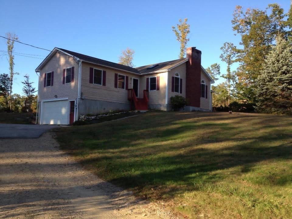Barnstead, NH – Premium Vinyl Siding Transformation by Tall pine roofing