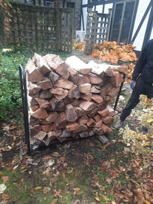 Firewood Delivery  using Seasoned Firewood