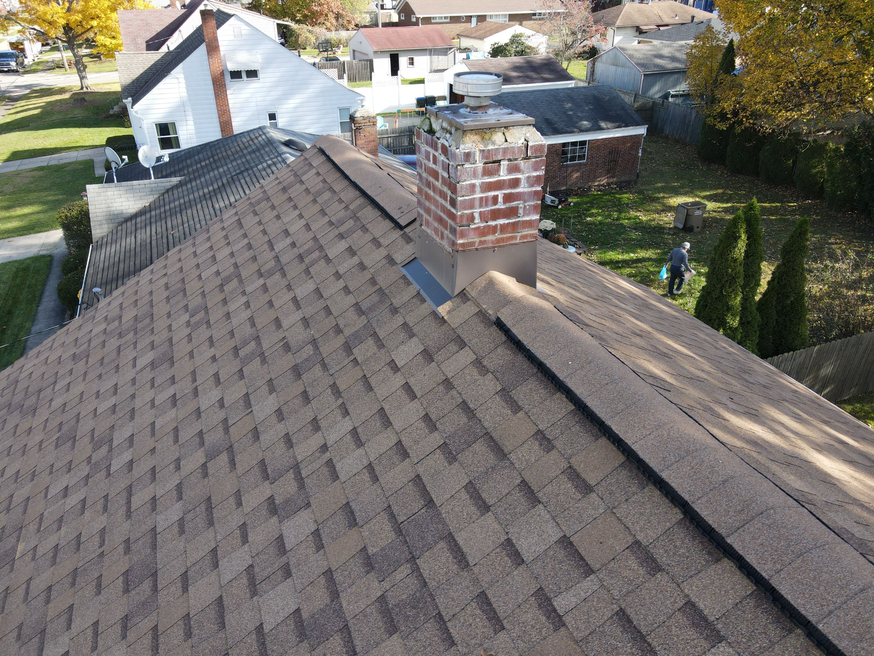 Brand: Atlas Pinnacle Color: Pristine Scotchgard Desert Drip: White by Eagle Eye Roofing