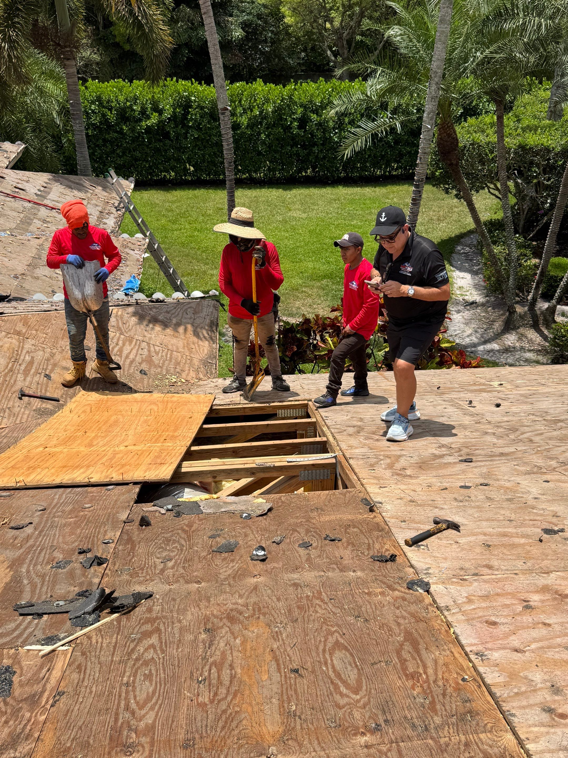 Metal Roof in Davie by Roofing Recovery