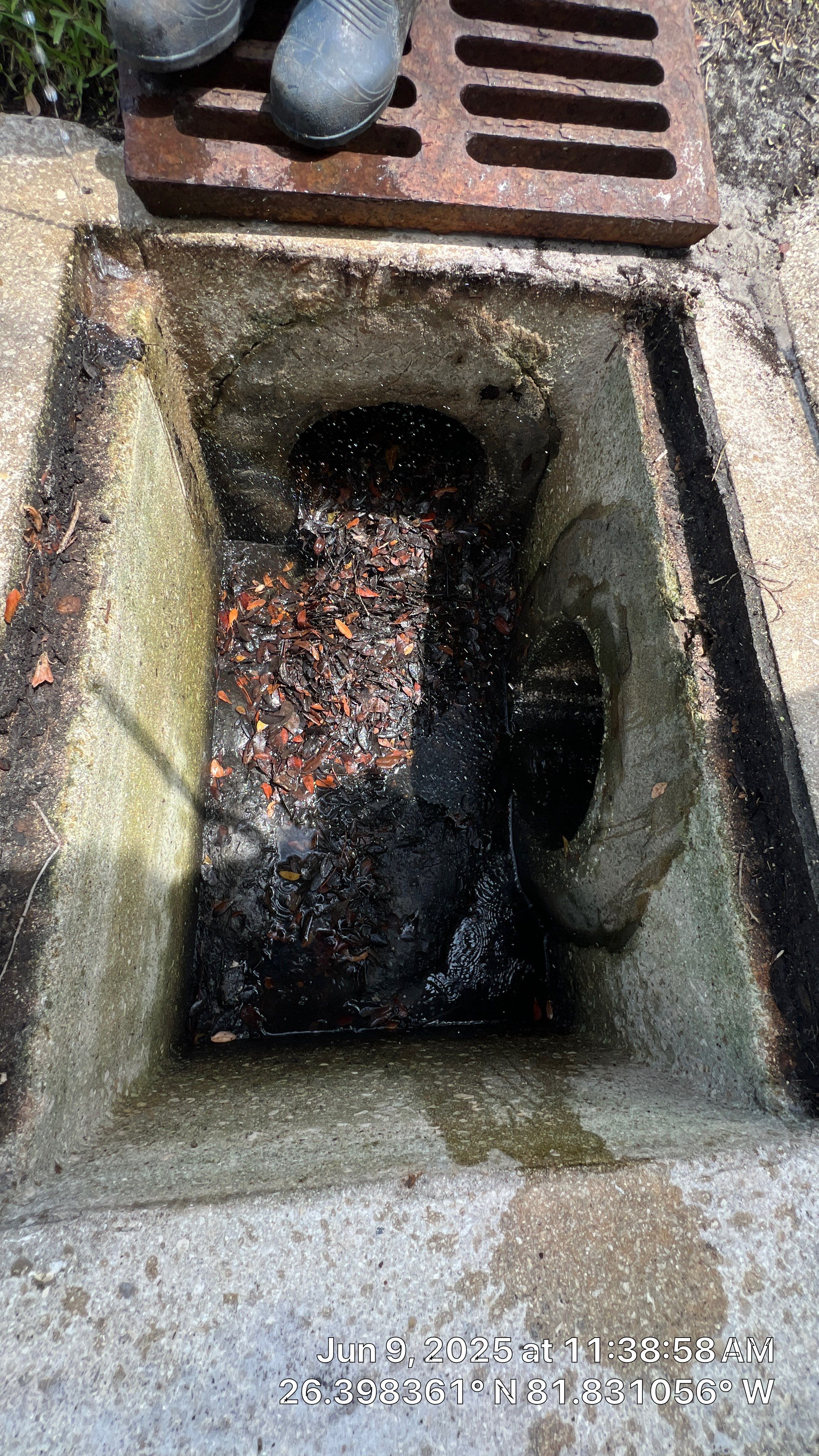 Pelican Landing Beach Parking Lot Stormwater System Maintenance by Don Mar, Inc. Storm Water Solutions