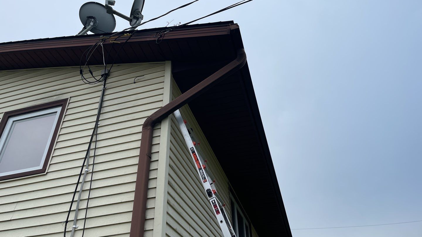 Jessica Wilkins by Silver Leaf Contracting 