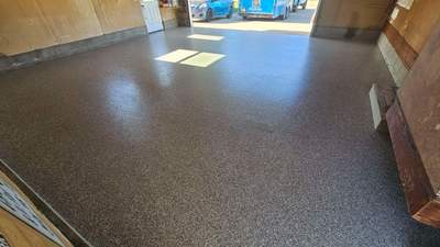 Creekbed Garage Delavan