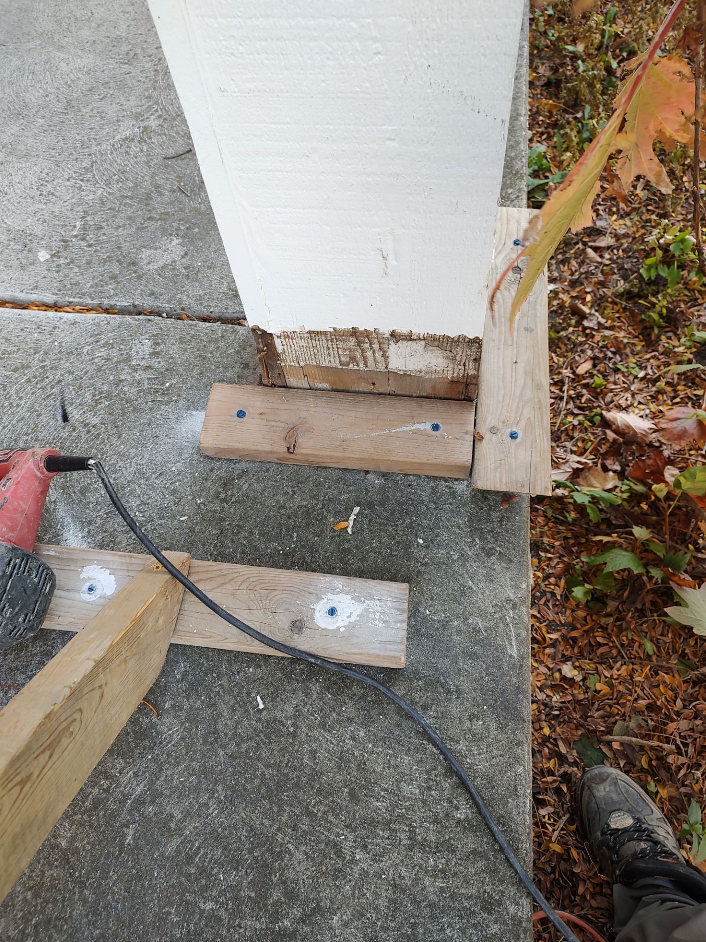 Helical Piers and Pillar Lift using Helical Foundation Footings by Toledo Basement Repair
