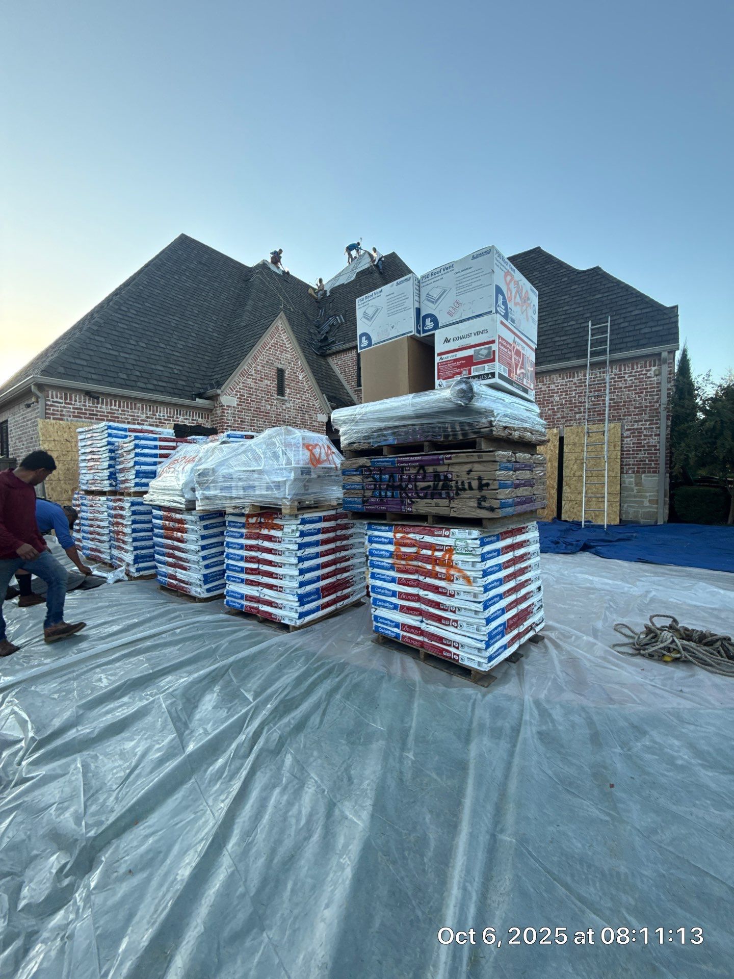 Residential Roof Replacement using CERTAINTEED BELMONT IR BLACK GRANITE by Elite Roofing LLC