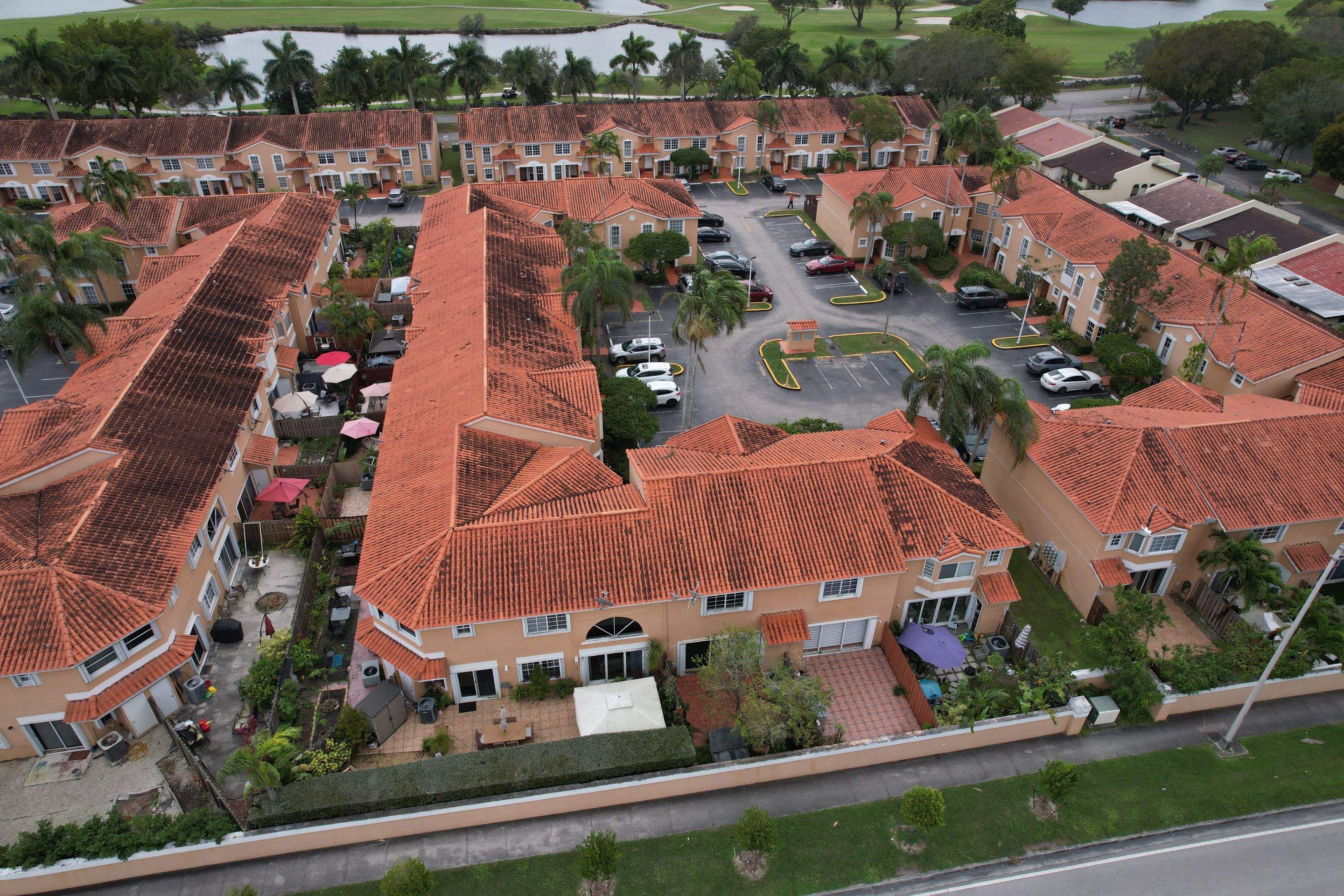 SIENNA VILLAS CONDO - BLDG 14345 by Souffront Construction & Engineering