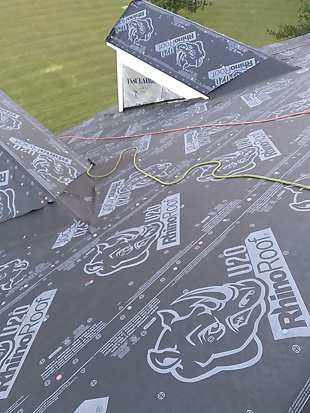 Residential Roofing Installation using Owens Corning Oakridge- Williamsburg Gray by Indigo State Roofing