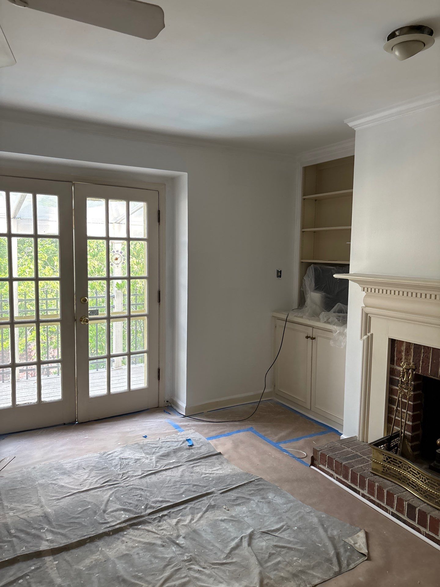 From Outdated to Elegant: A Timeless White Transformation by Atlanta's Paint Doctor