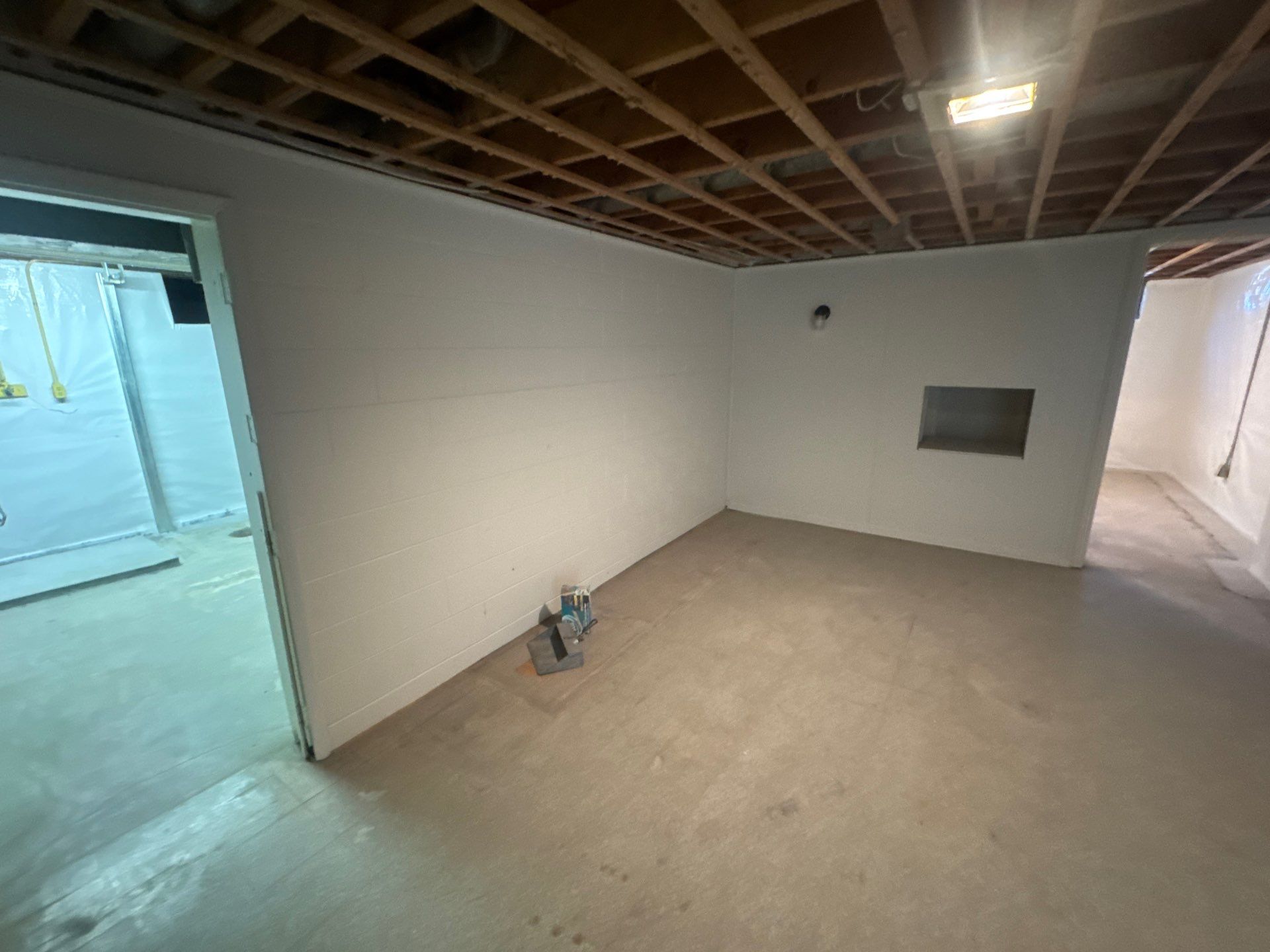 Full Interior Repaint to put the house up for sale by Midwest Paint LLC