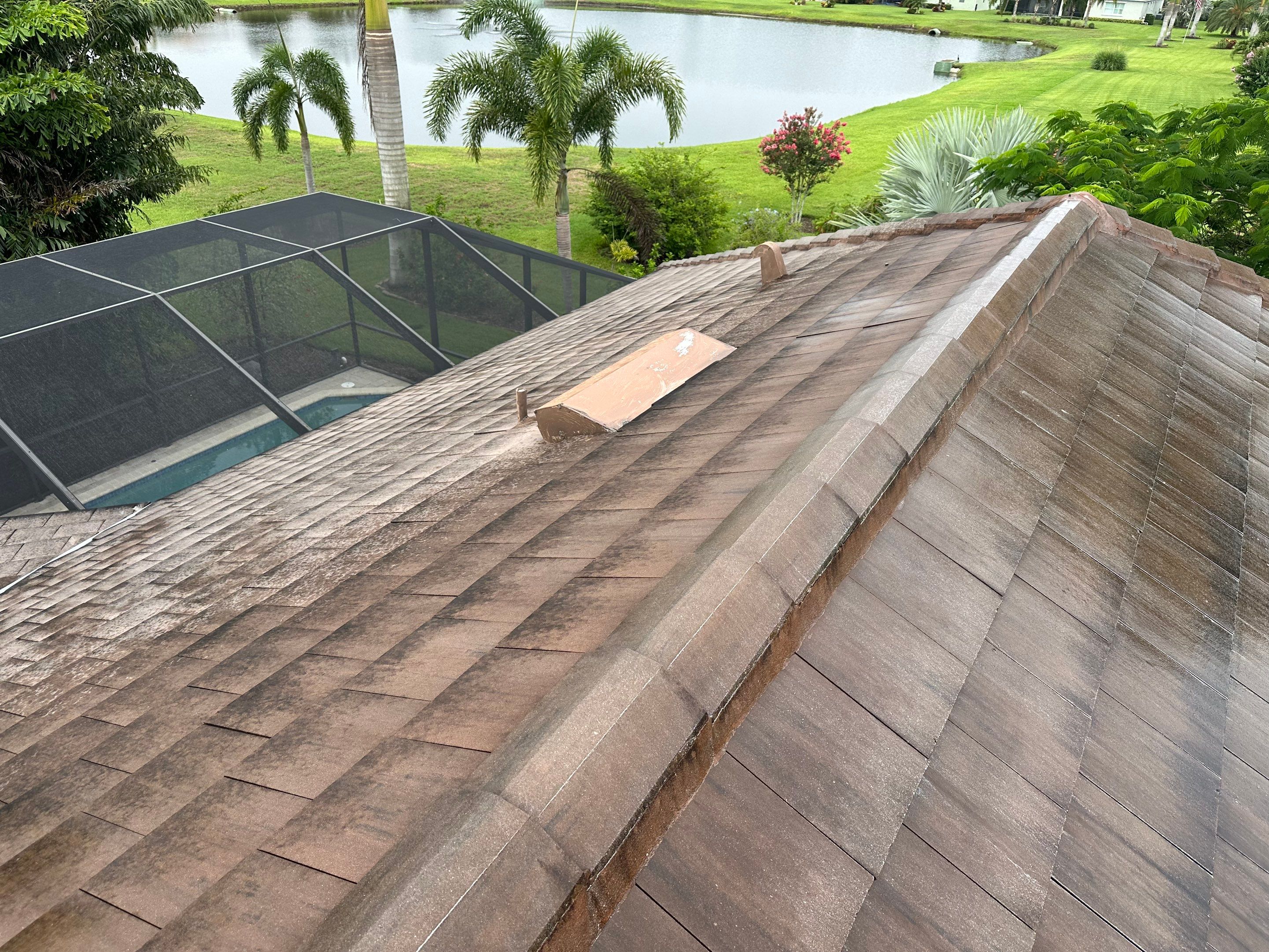 Flat Tile Roof Cleaning, House Wash & Sidewalk Cleaning in Enclave at Country Meadows, Bradenton, FL | Sunshine AquaWash by Sunshine AquaWash