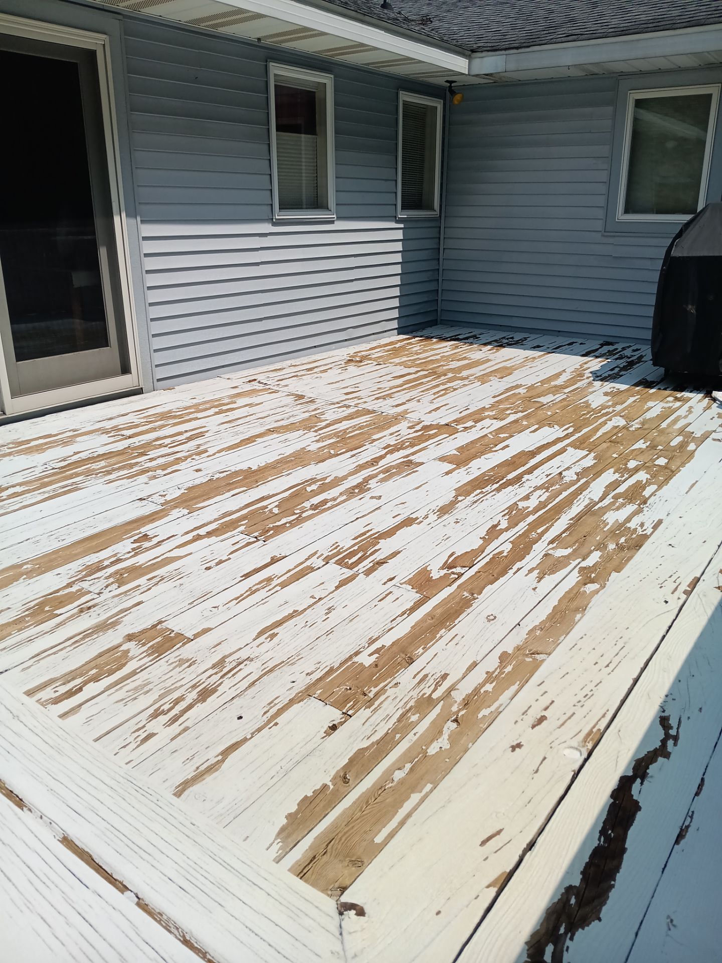 Deck and Shed Re-paint by Gordon Painting