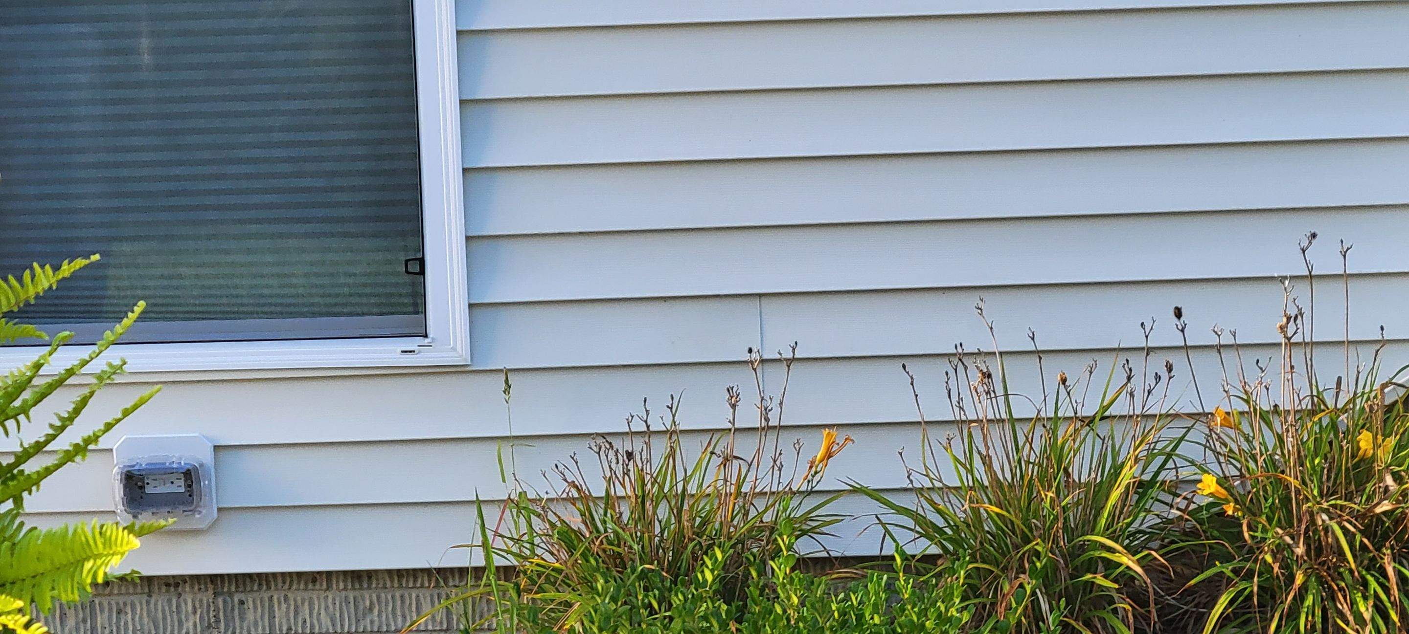 Icedamn Heat Cables and gutter guards by Absolute Roofing and Construction