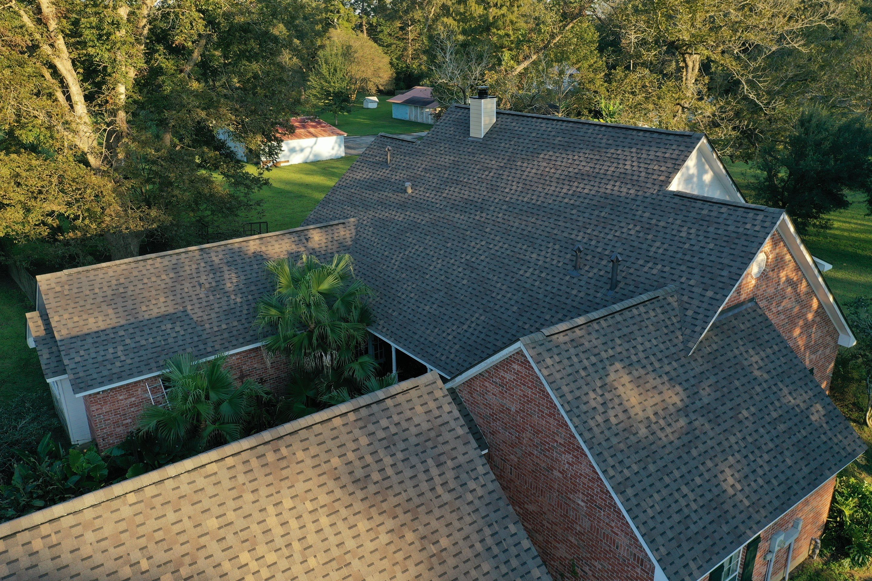 Top Team Roofing & Construction featured photo.