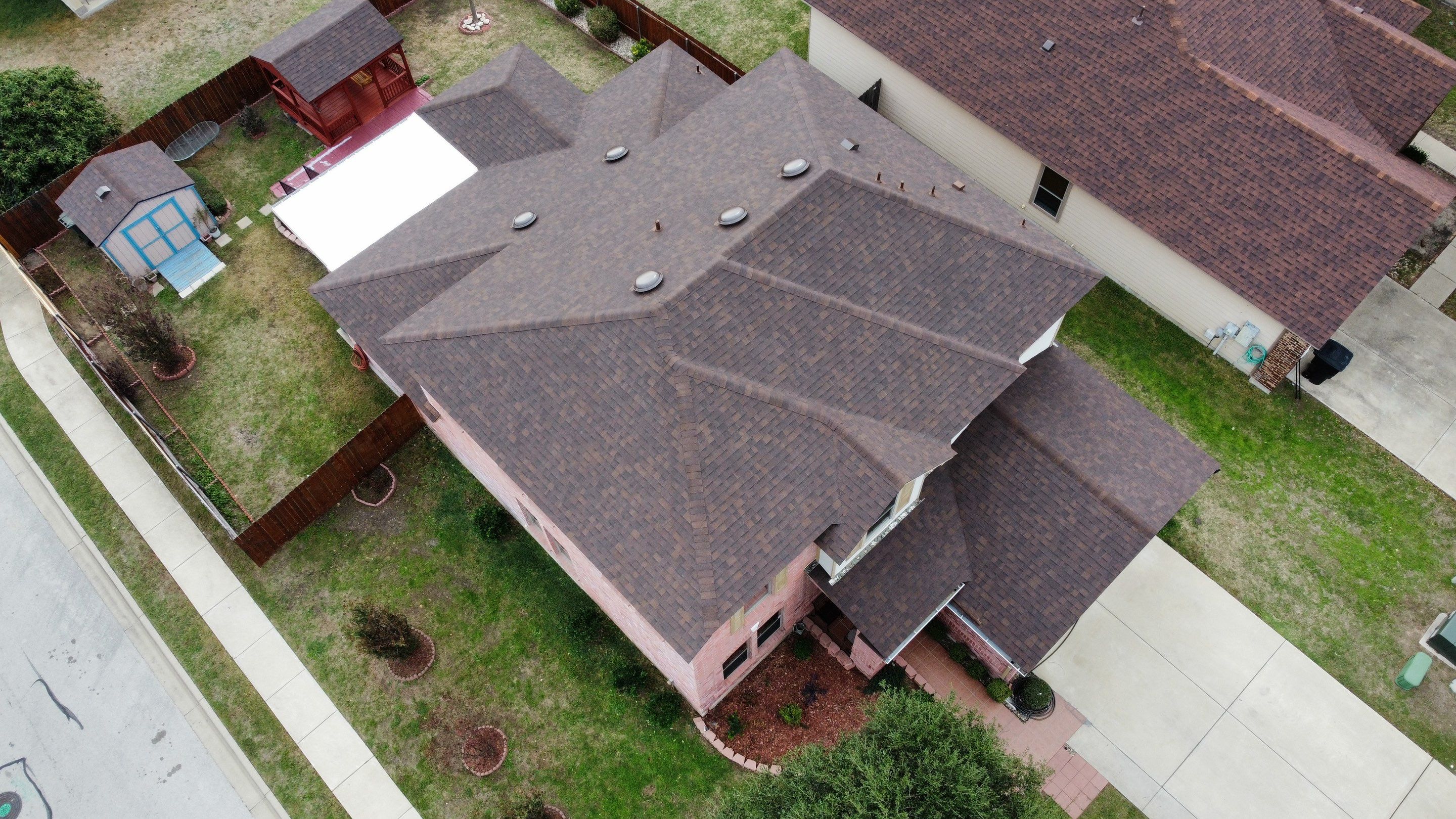 Residential Roofing Installation using Owens Corning Oakridge by Kstylez Roofing & Construction