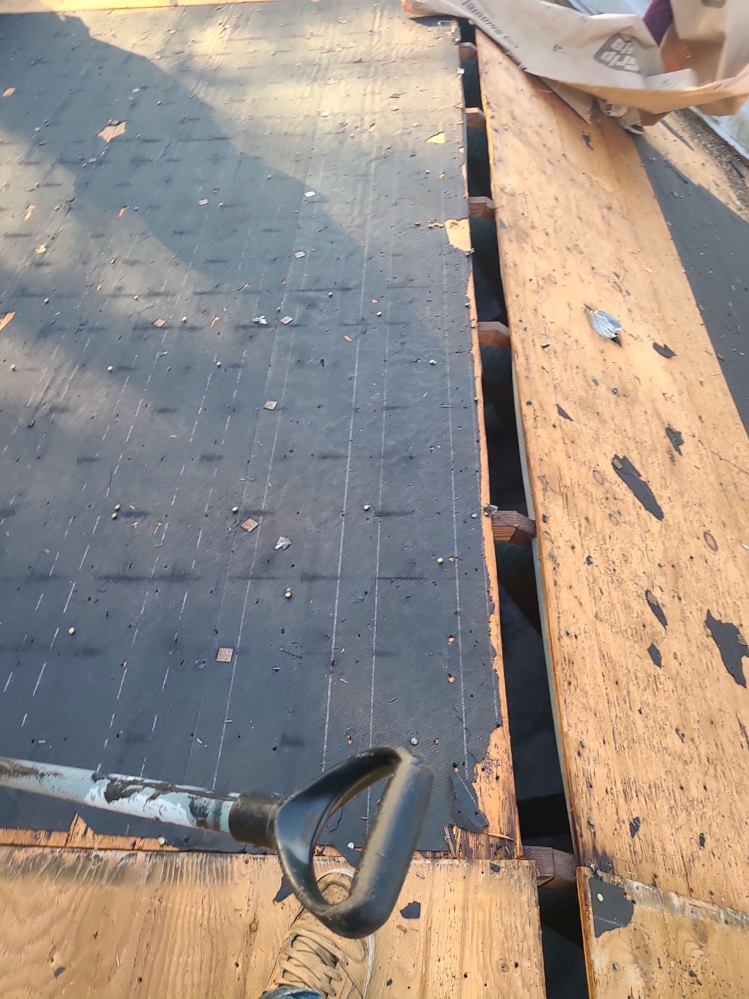 Falls Church: Residential Roof Replacement with CertainTeed Landmark Pro in Max Def Moire Black by RM Banning, Inc.