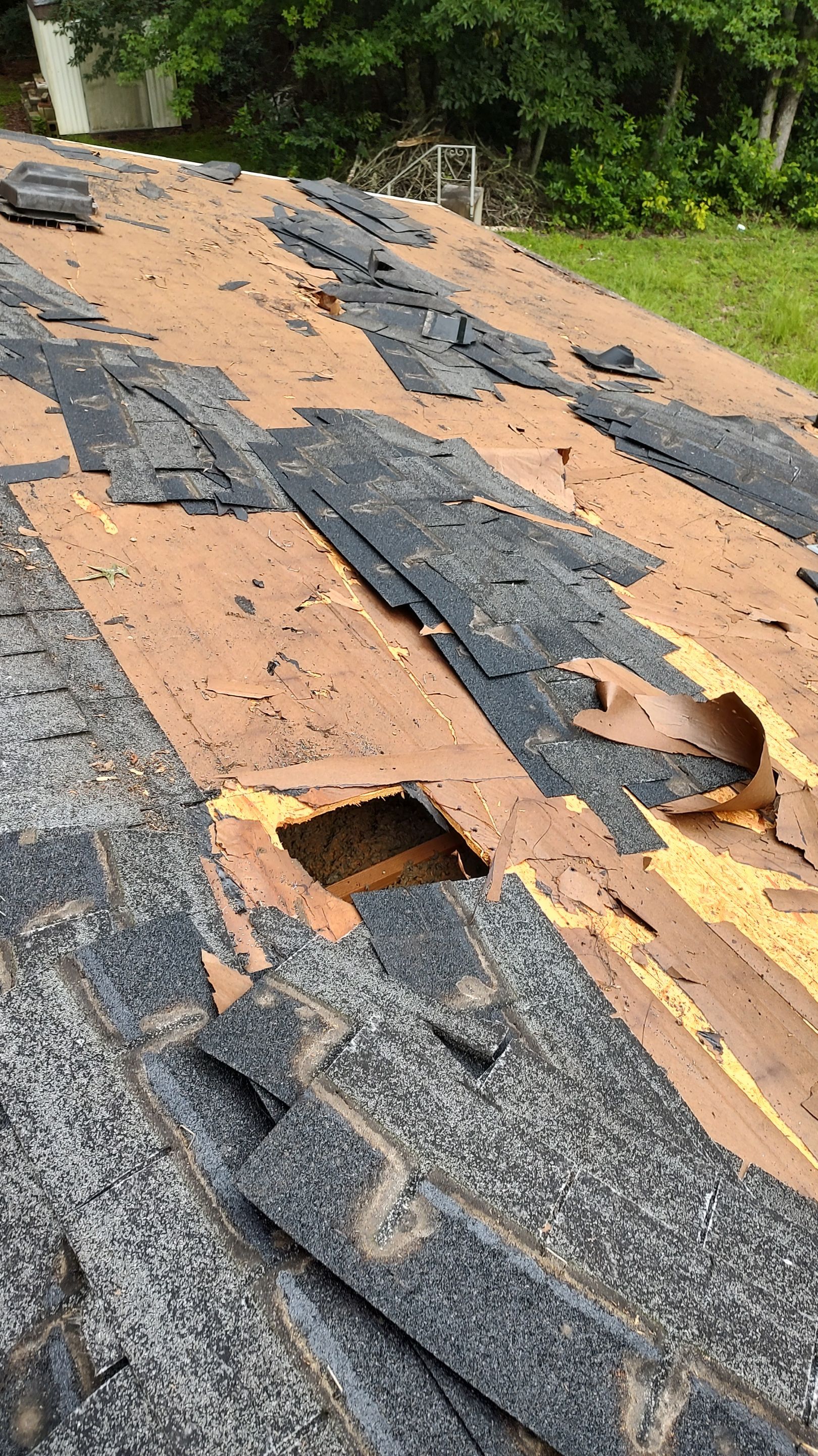 Residential Reroof: 25 Year 3-Tab Shingle by Hostetler Roofing