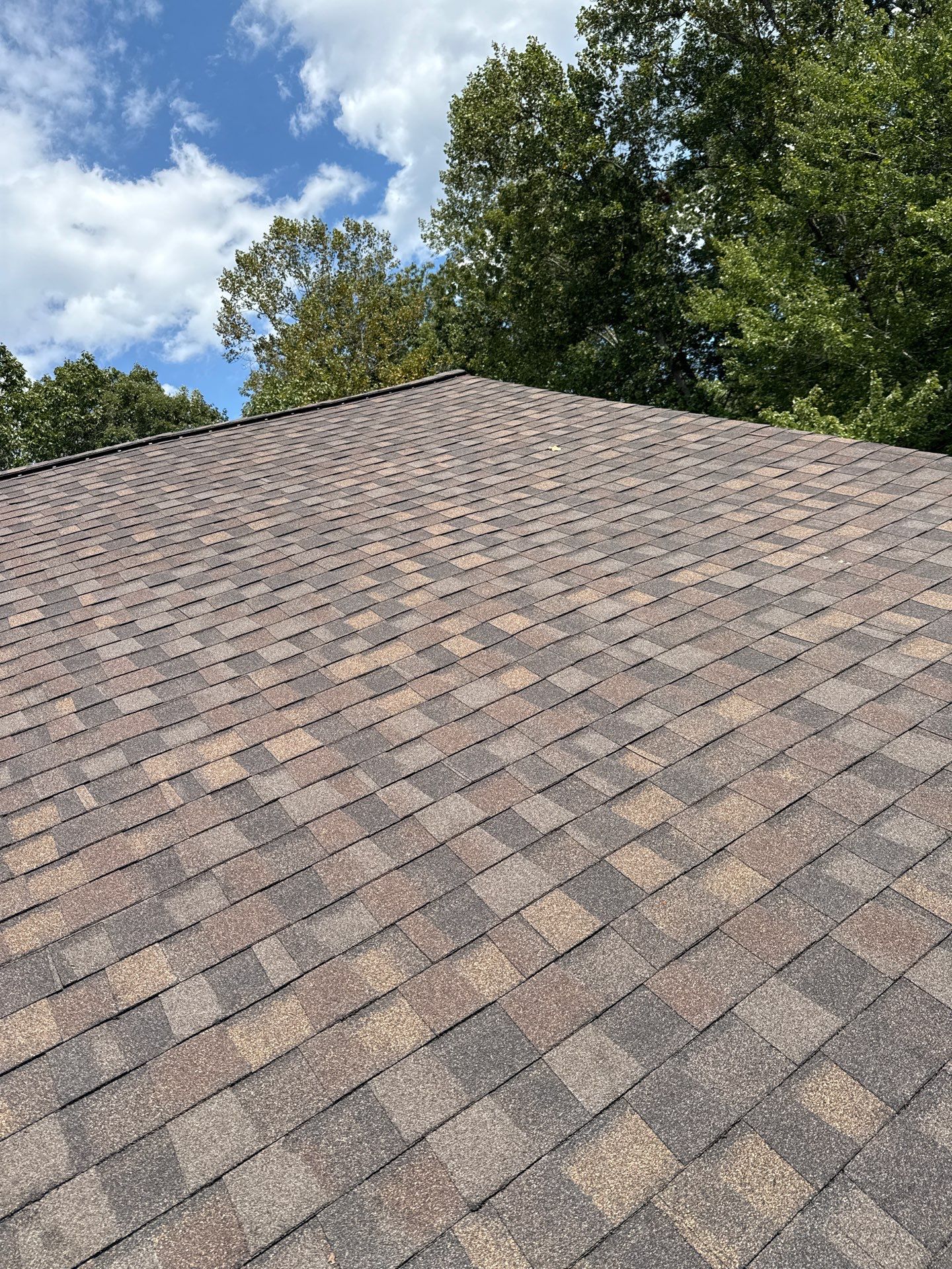 Fairfax station: Residential Roof with CertainTeed Landmark Pro in Max Def Shenandoah  by RM Banning, Inc.