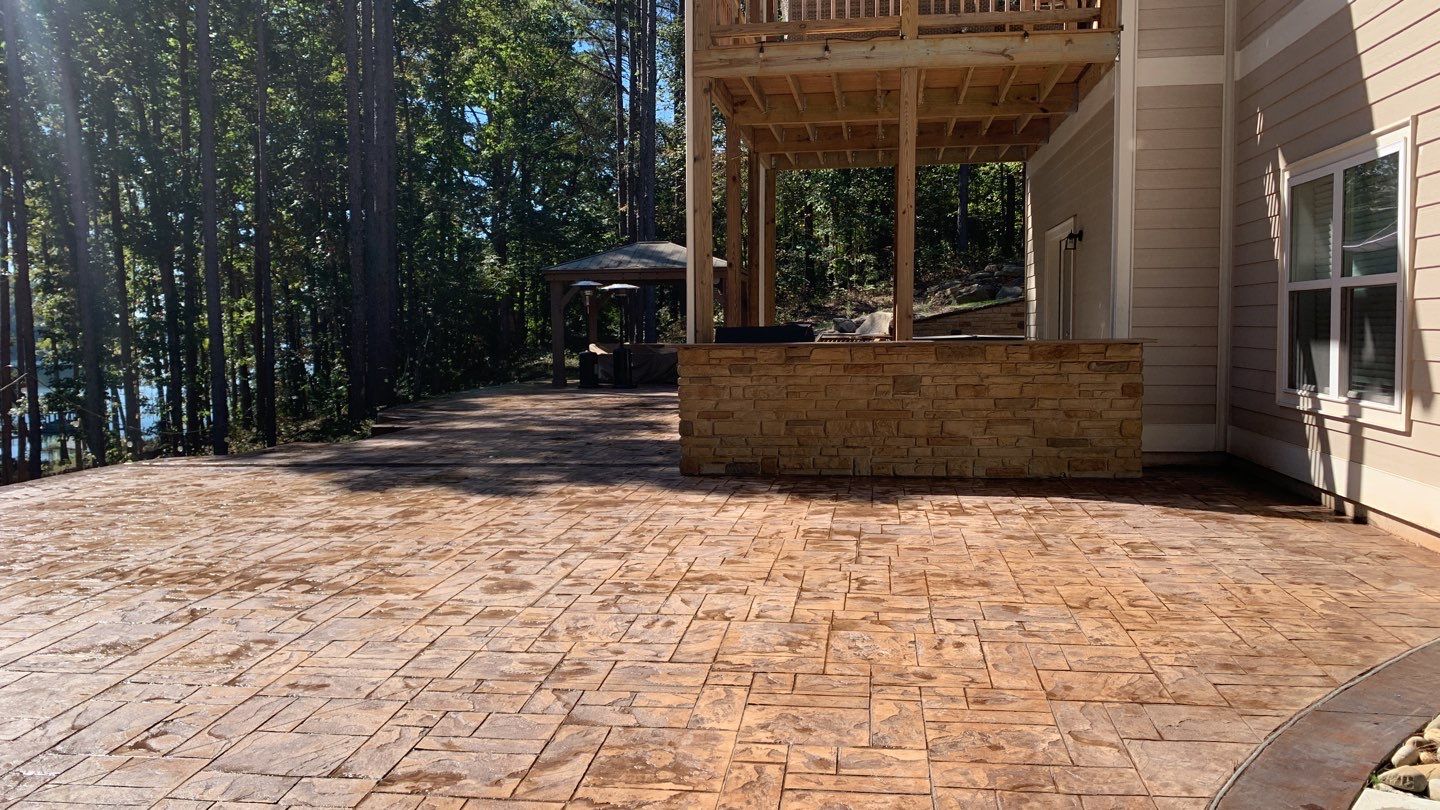 Outdoor Kitchen using Clifrock Panels by Xtreme Concrete Services