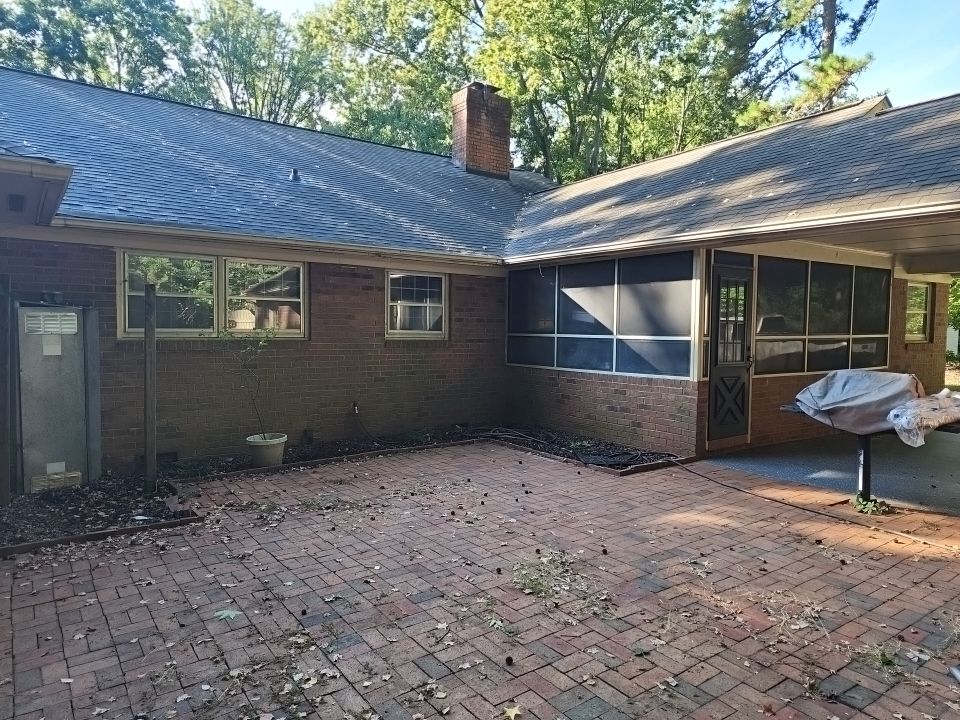 House Wash using cleaner by Power Wash Masters LLC