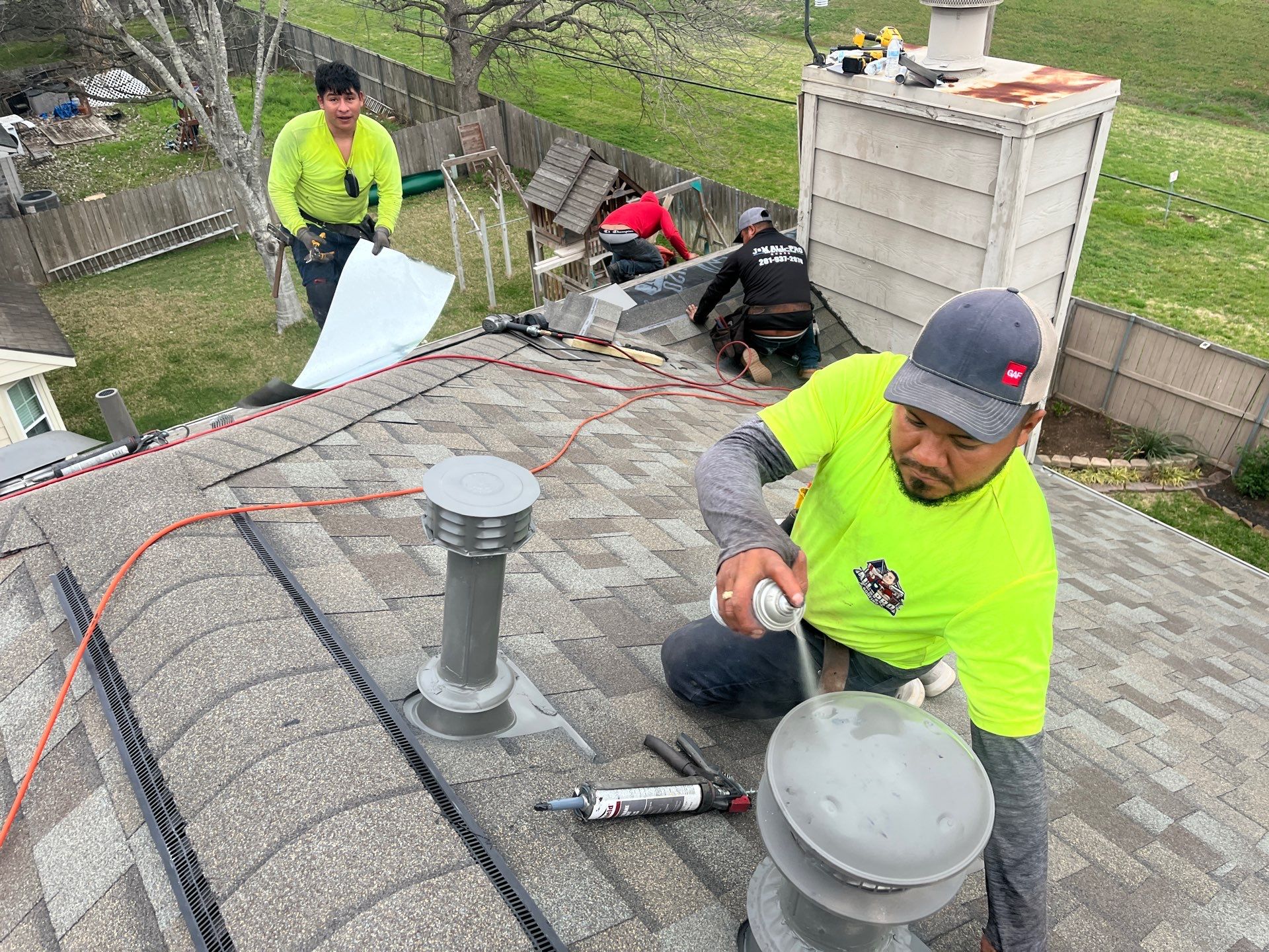 Residential Roofing Installation using Owen's Corning Duration (Lifetime) Shingles by Roof Repair Company
