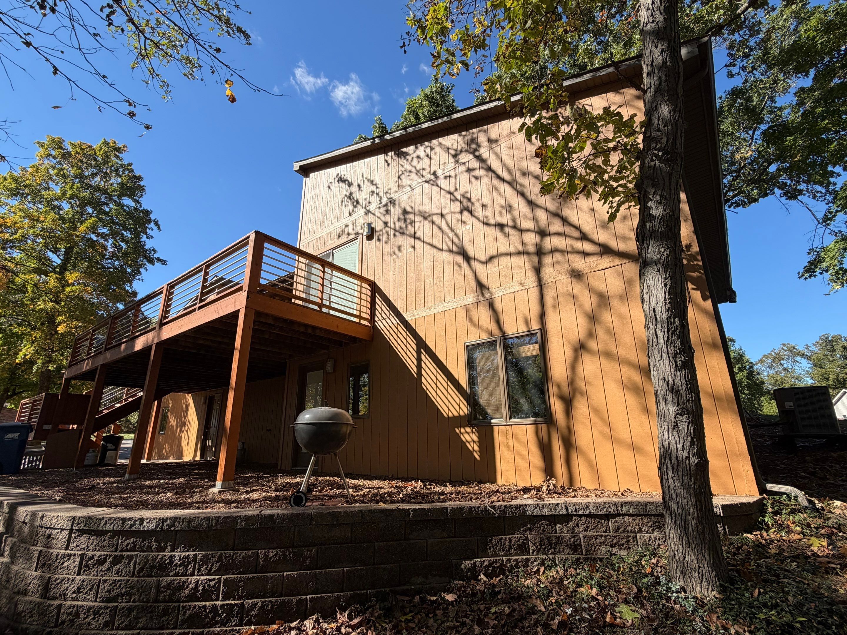 Wood Siding Staining off Eastland Dr by Pezley Painting