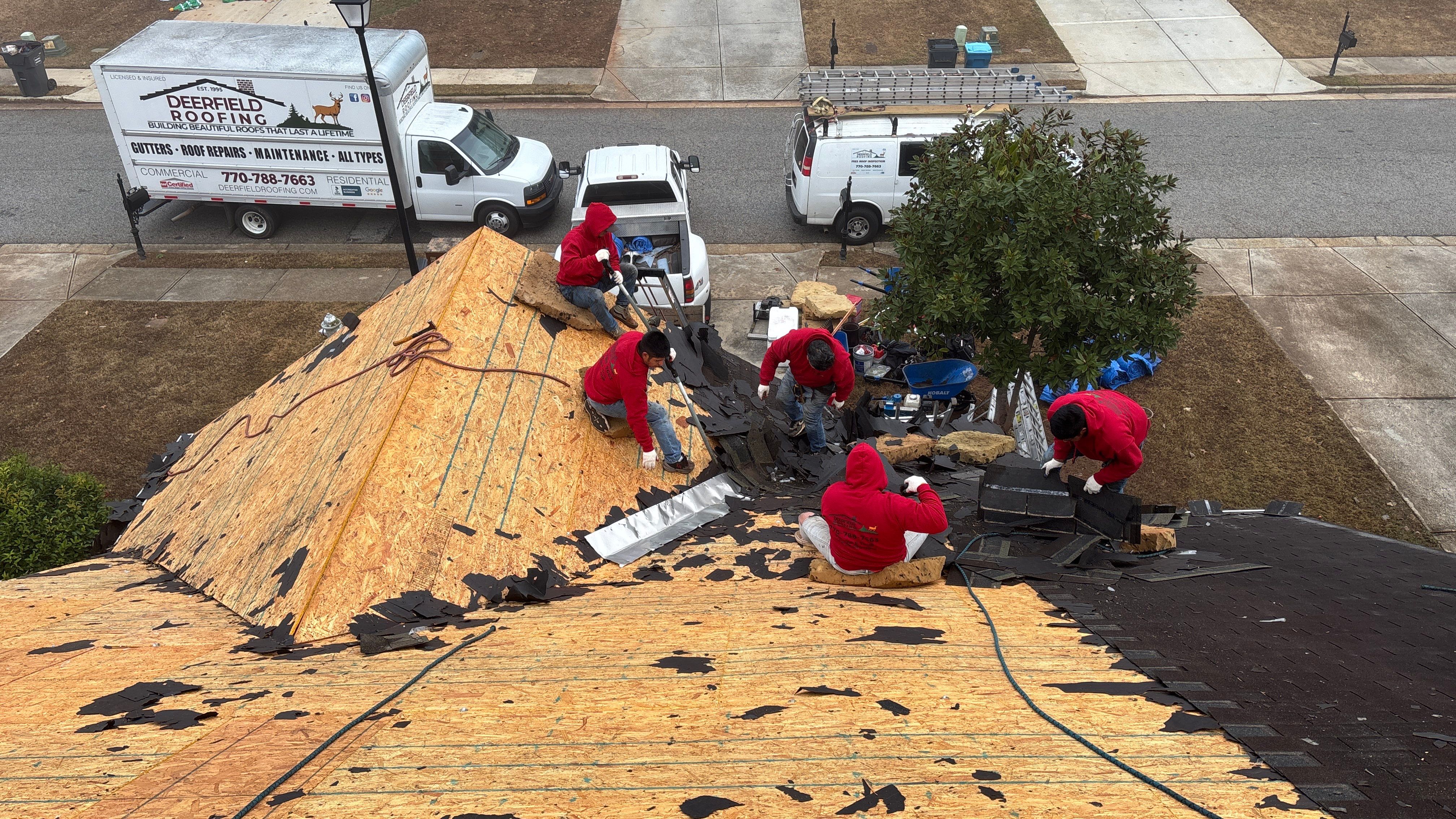 Wind Damage by Deerfield Roofing LLC