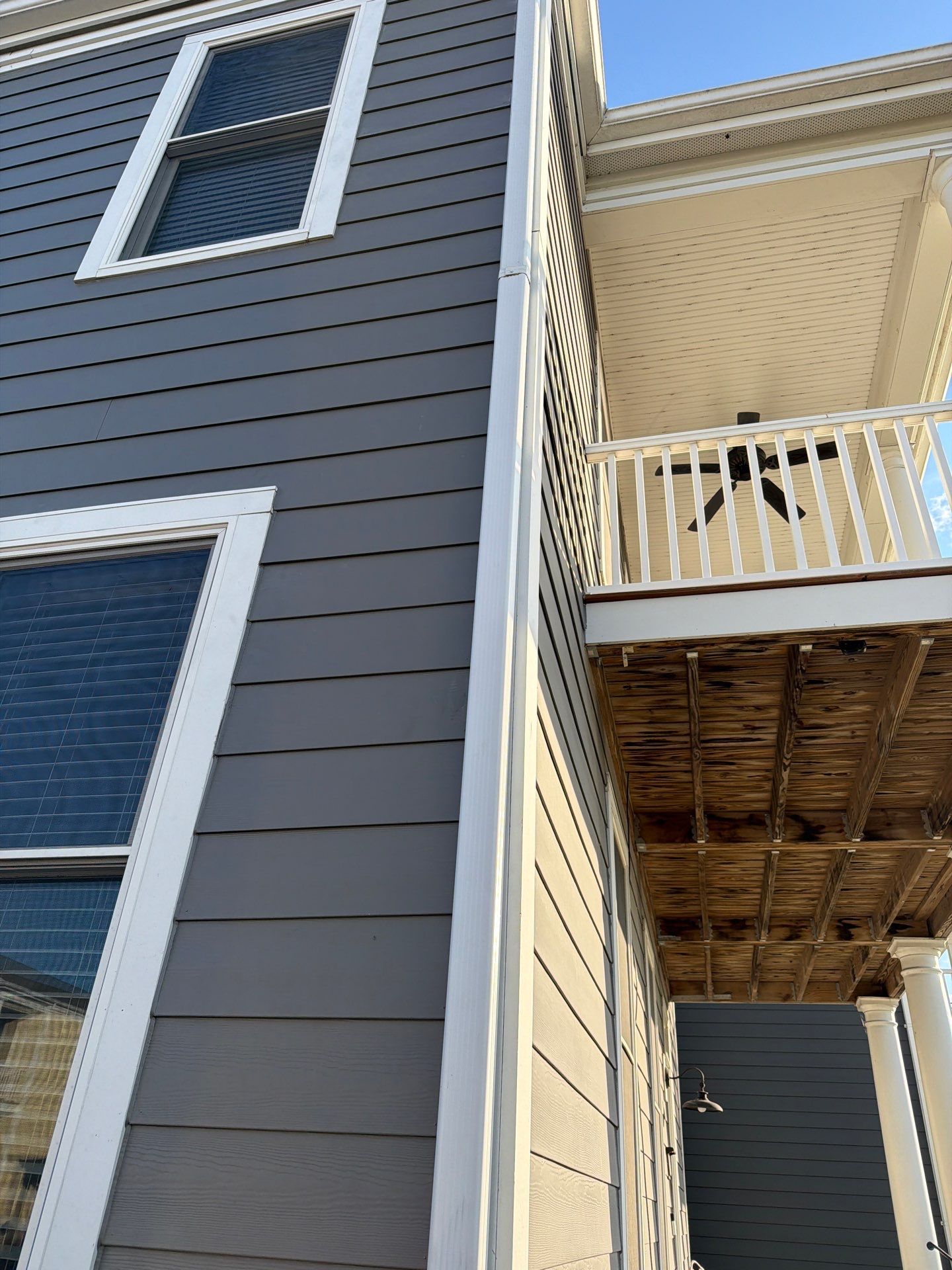 Roof and Siding Replacement in Saint Charles, MO by Acute Roofing And Exteriors 