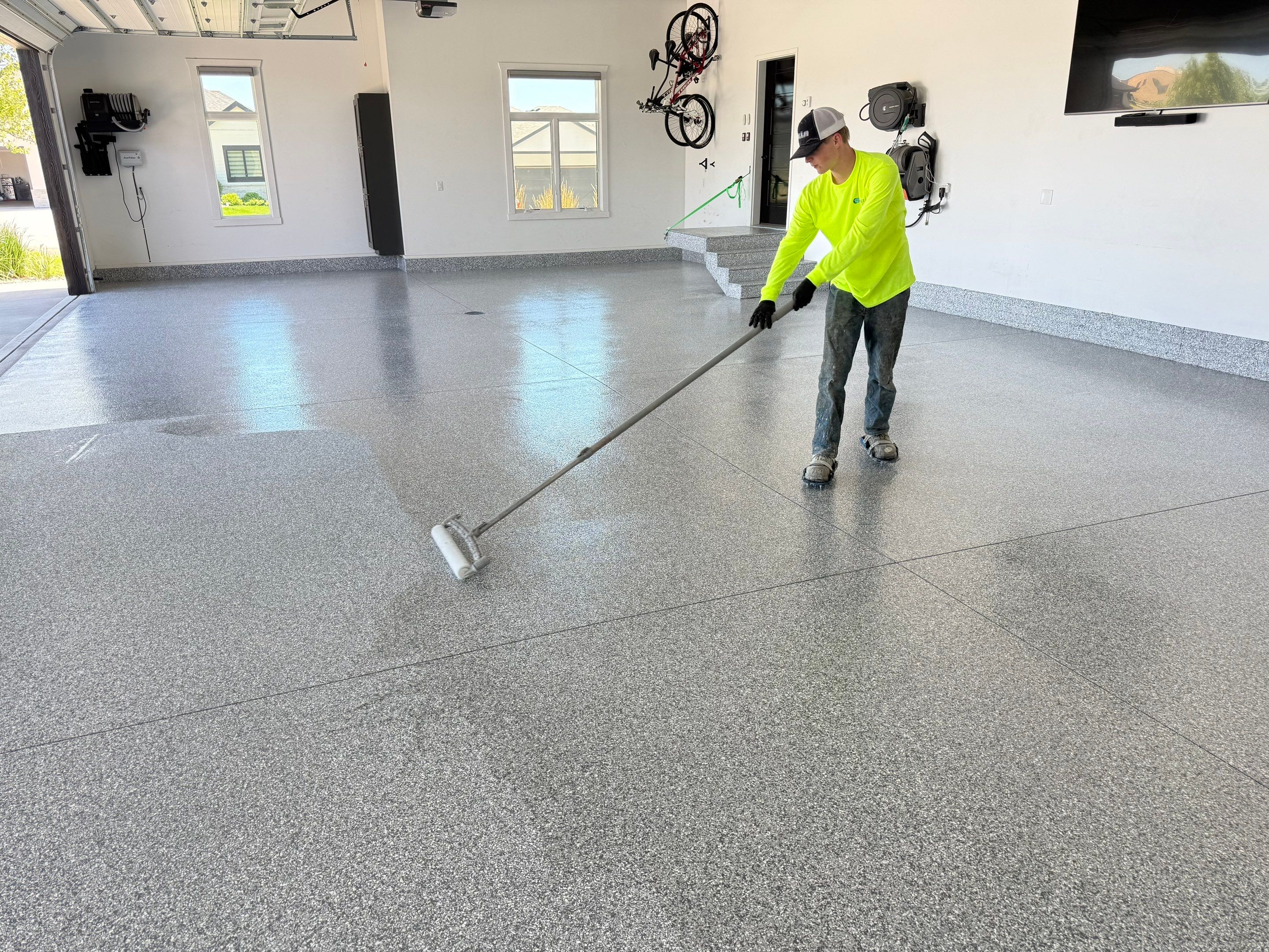 Gravel Flake Garage Floor Coating in Yankton by Select Painting, Coatings & Garage Cabinets