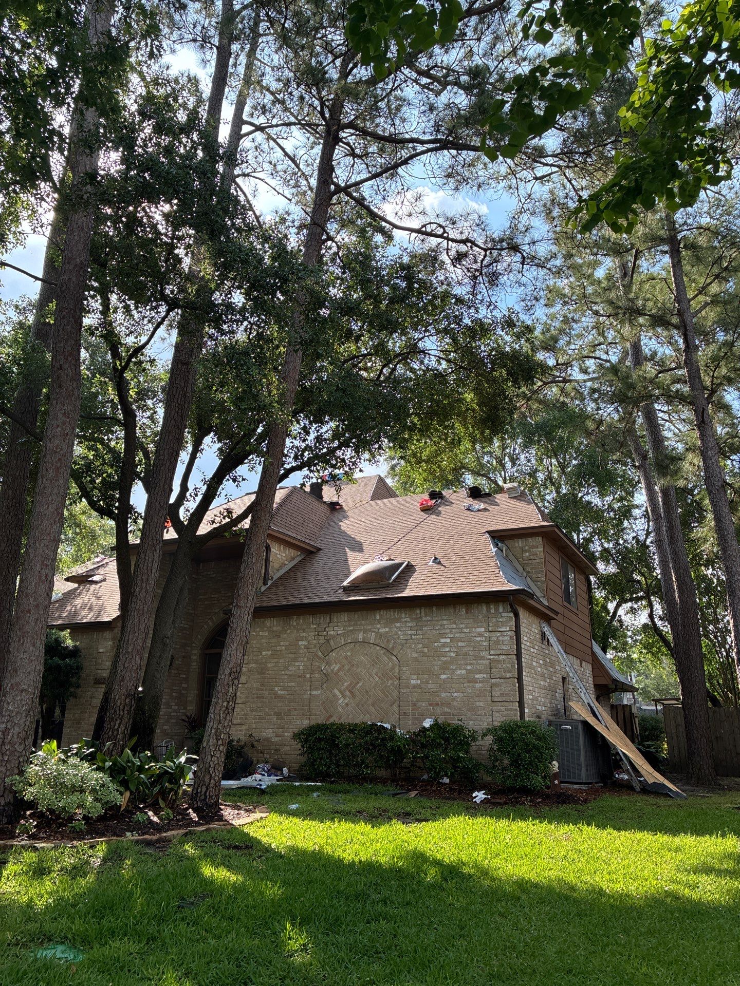 Roof Replacement in Memorial Northwest, Spring TX by Roof Repair Company