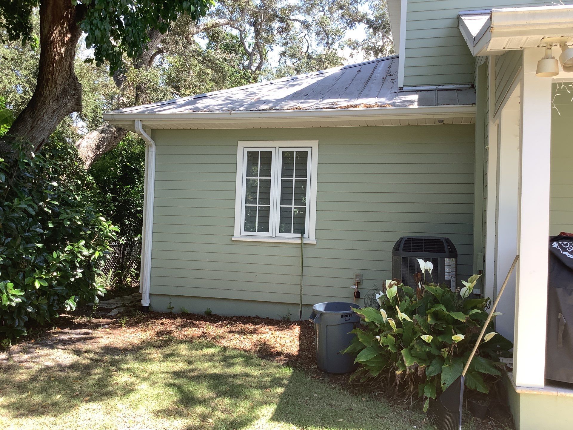 Gutter Cleaning Service in Sarasota FL by Gutter Professors
