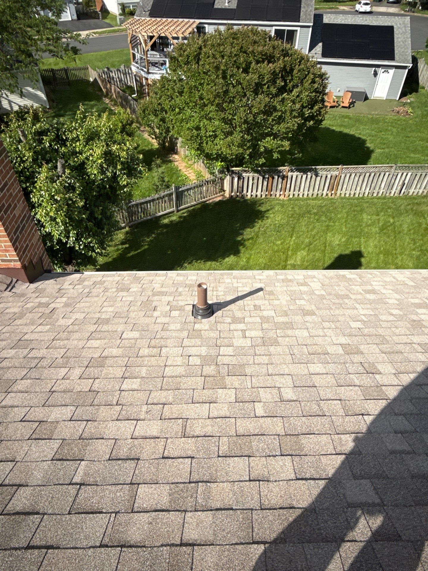 Fairfax: Residential Roof Replacement with CertainTeed Landmark Shingles in Sunrise Cedar by RM Banning, Inc.