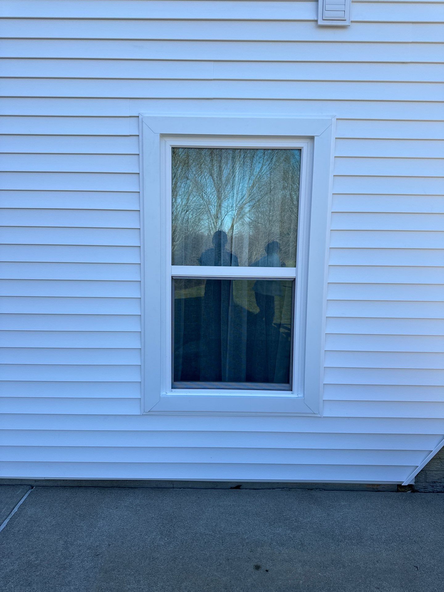 Siding Replacement using Certainteed Classic Restoration D4 by 180 Contractors