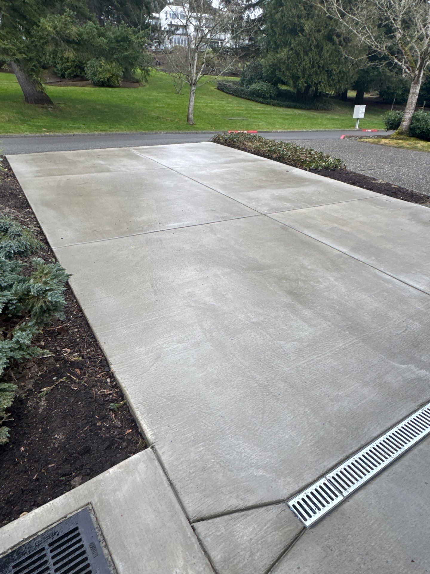 Concrete Driveway Repair | Kirkland  by Jireh Asphalt & Concrete Inc 