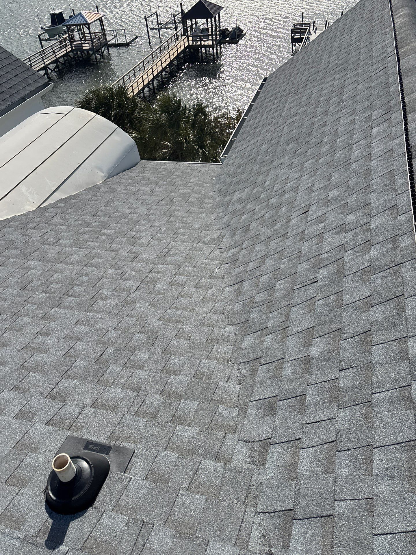 GAF HDZ - Fox Hollow Gray by Linta Roofing