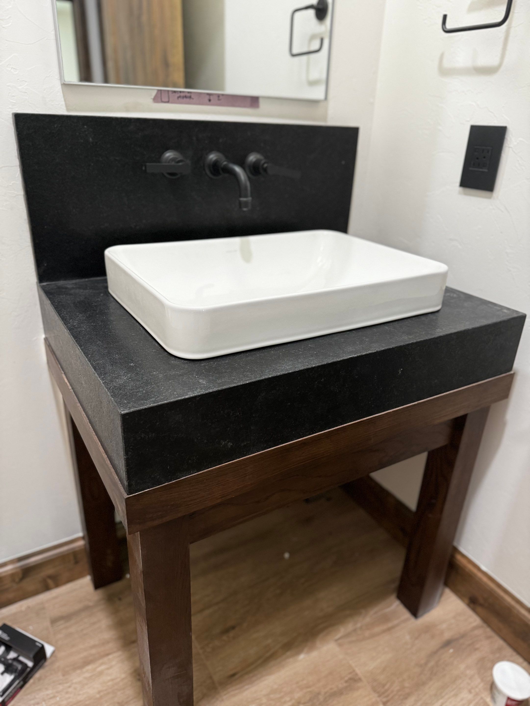 Custom Countertop Installation in Wynnewood by TNT Countertops