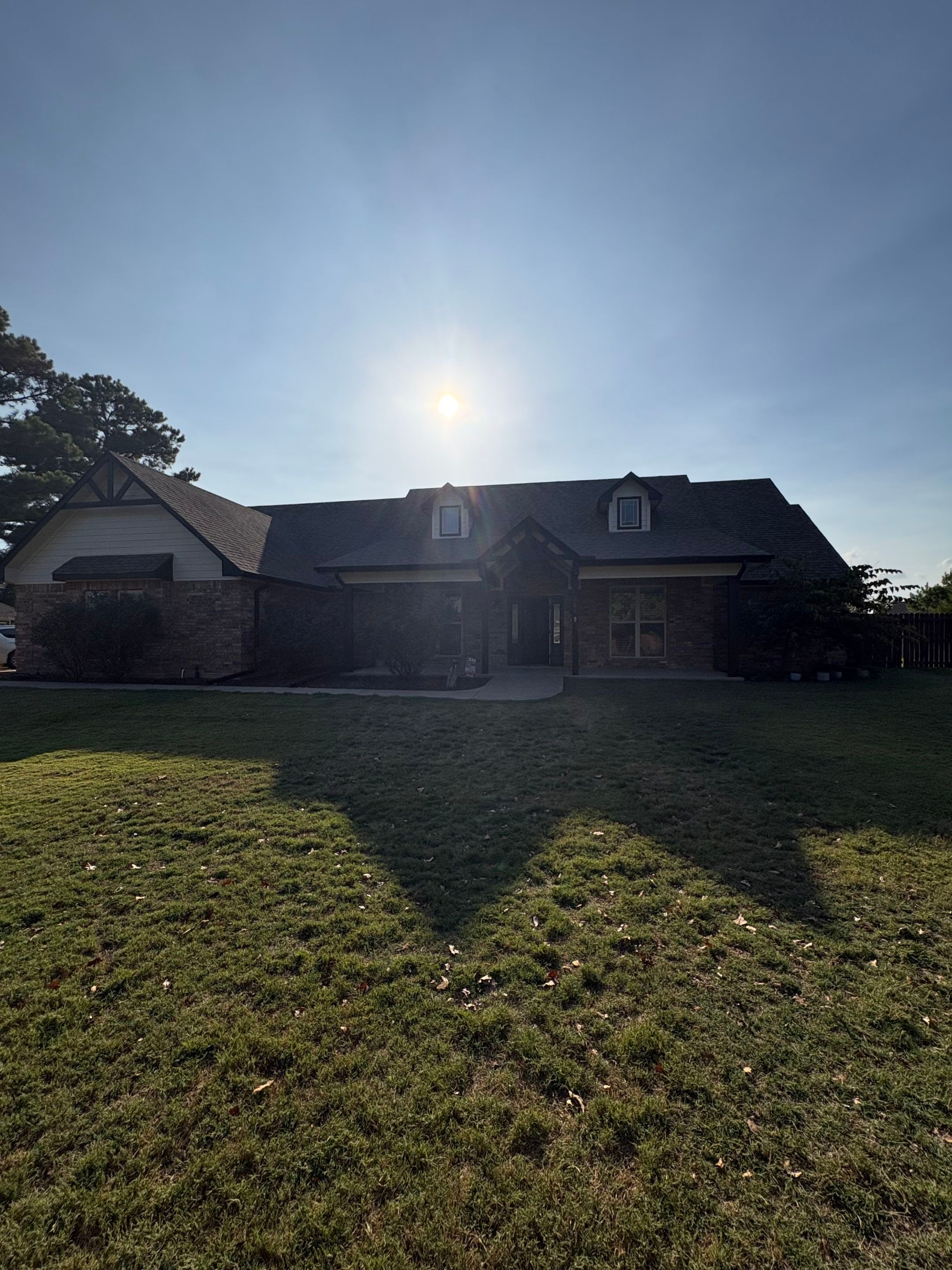 From Dated Brown to Modern Contrast: A Mineola Exterior Transformation by Quality Coats Painting