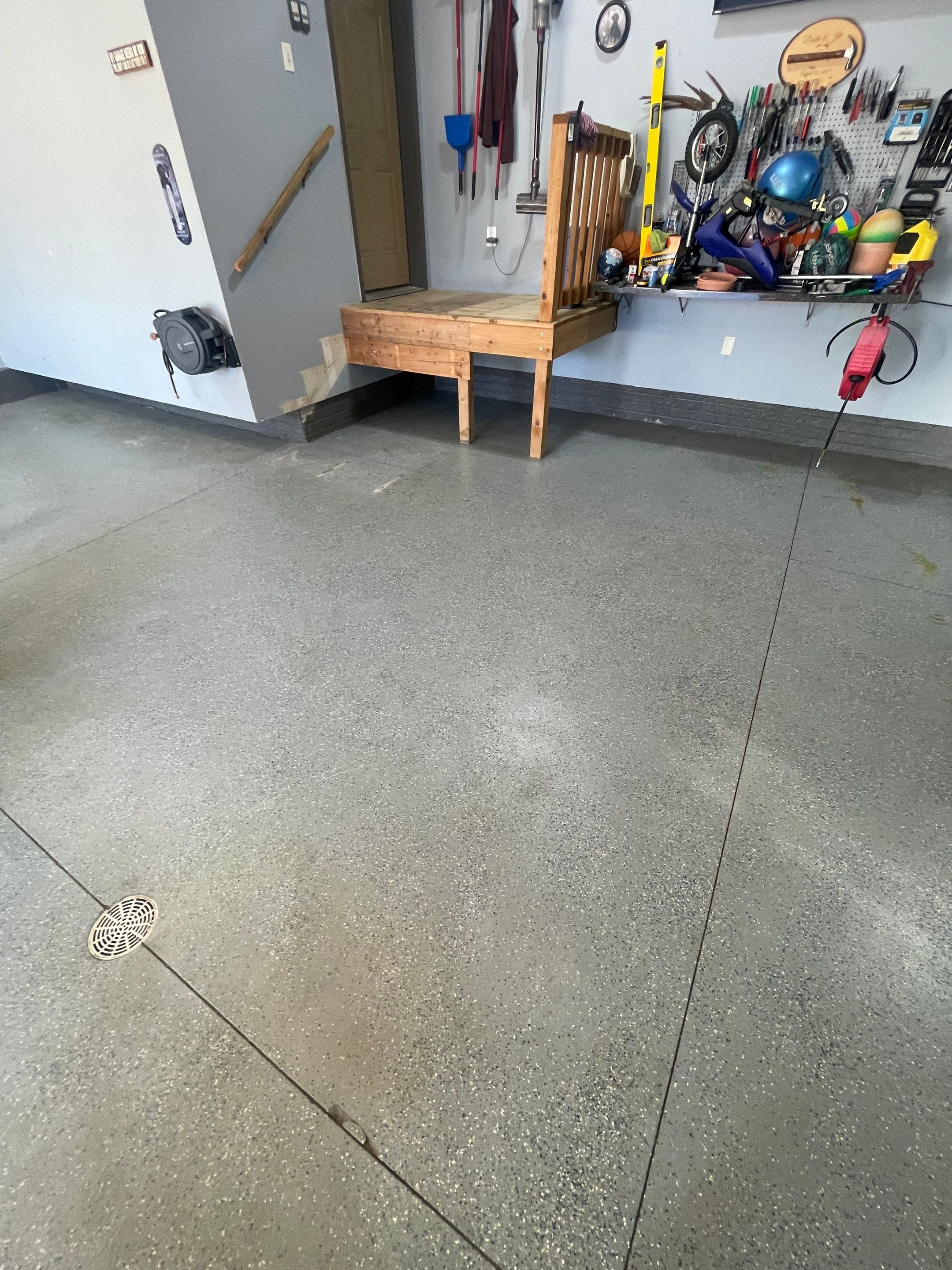 Residential Garage Floor Coating in Sioux Falls by Select Painting, Coatings & Garage Cabinets