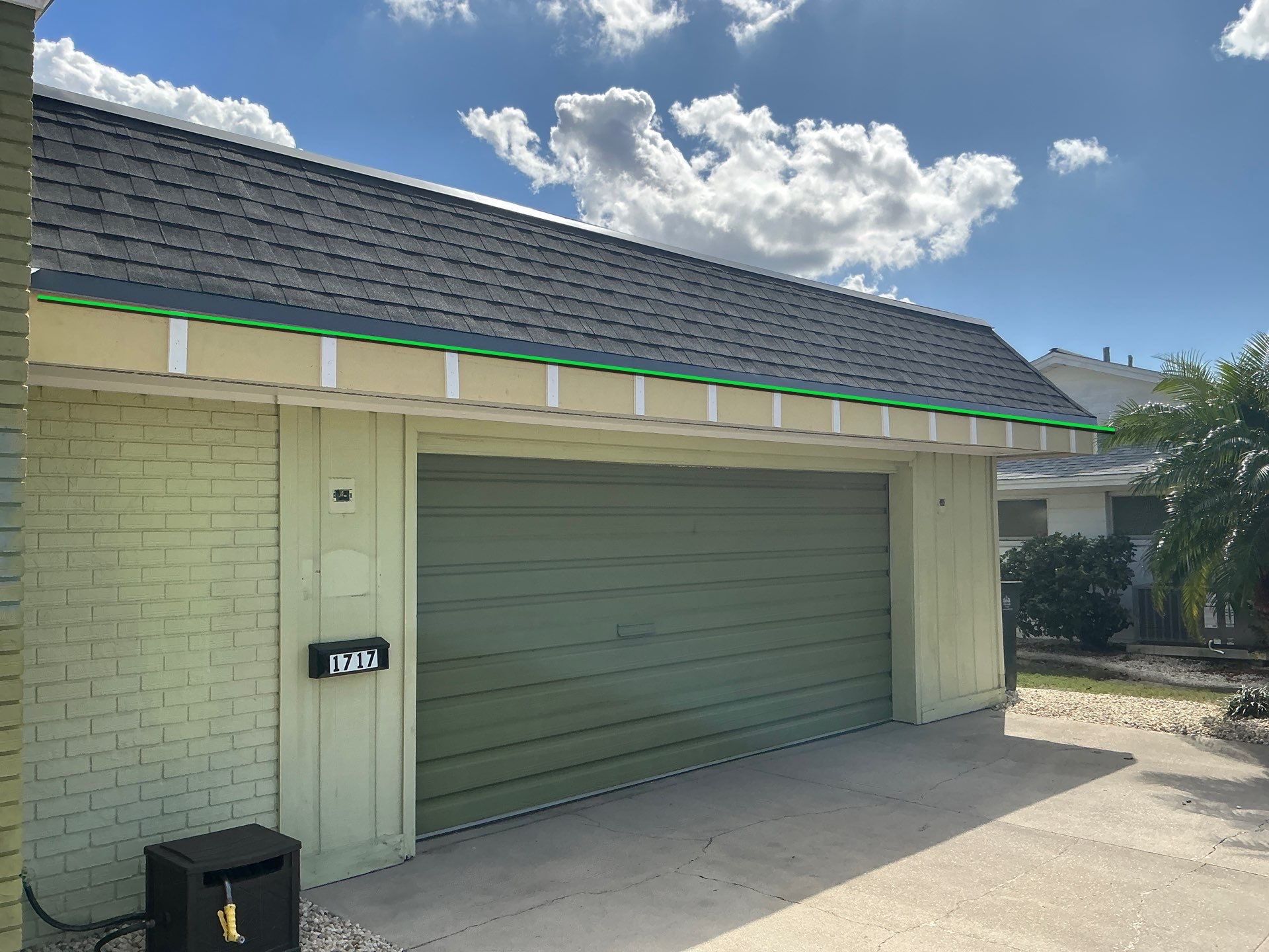 Black 6'' Seamless Gutters K-Style and Black Downspouts in Sun City Center FL by Gutter Professors
