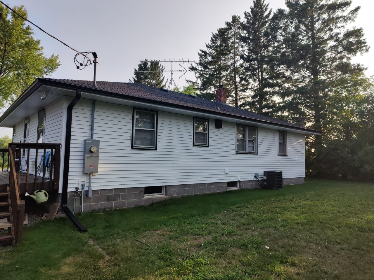 5" Gutters in Sauk Rapids by Next Level Seamless Gutters / Exteriors Inc.