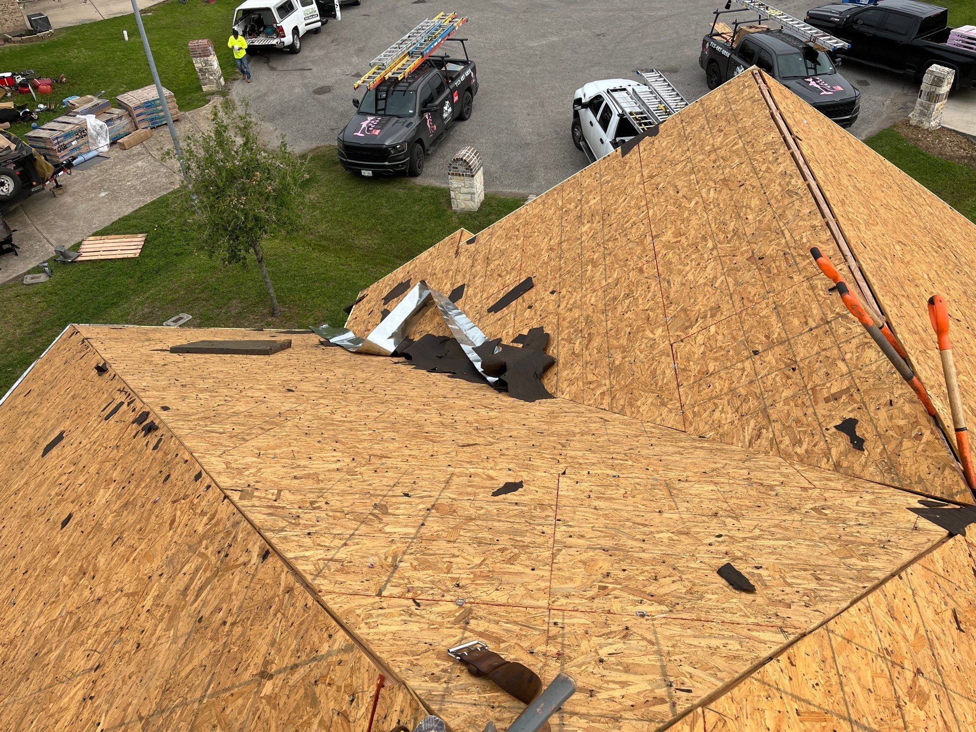 Hail Damage using Owen's Corning Duration (Lifetime) Shingles by Roof Repair Company