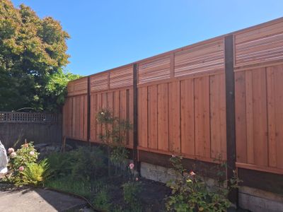 Board on Board With Horizontal Lattice