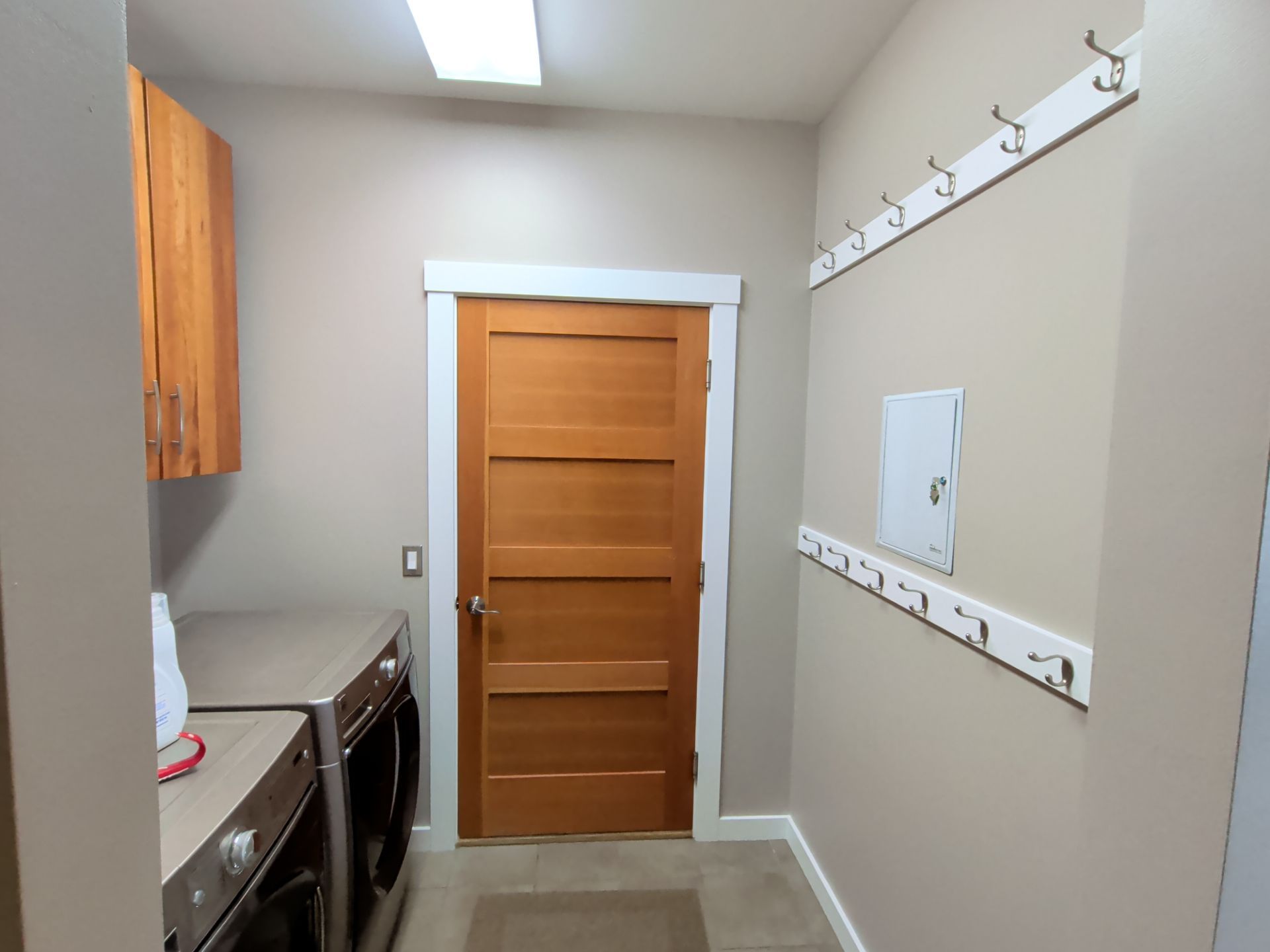 Gorgeous Interior Repaint! by Midnight Sun Painting