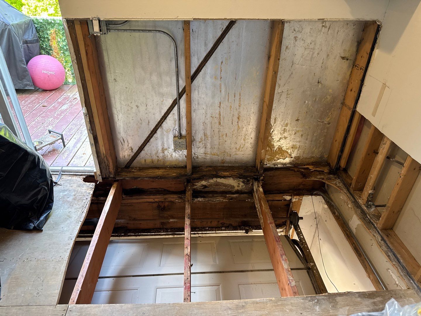 Bolingbrook Water Heater Failure Recovery and Structural Drying by Chicagoland Water Medics