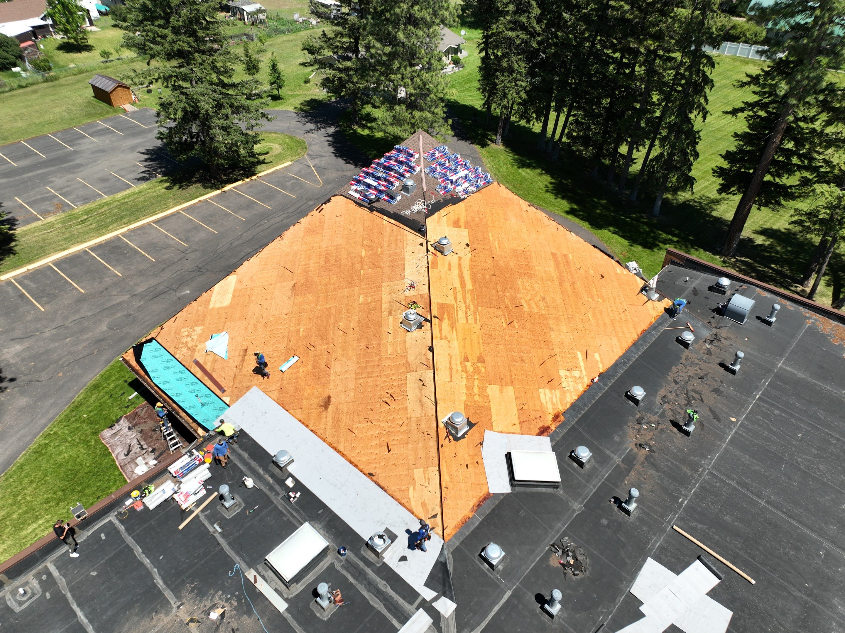 GAF Timberline HDZ - Charcoal by Montana Roofing Solutions